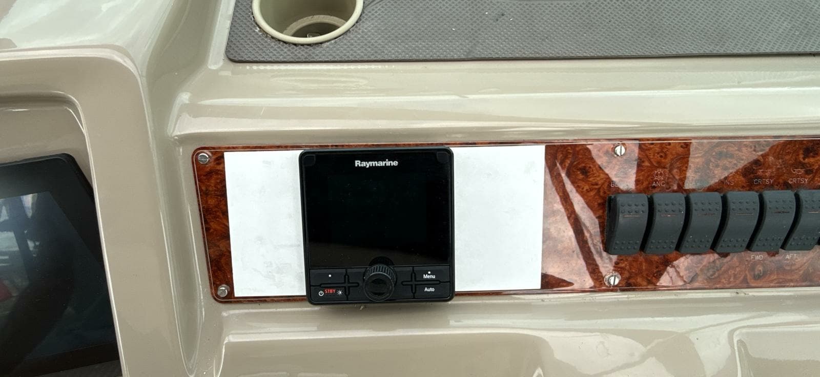 1998 Bayliner 4085 Avanti - Photo 32