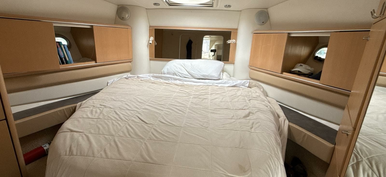 1998 Bayliner 4085 Avanti - Photo 56