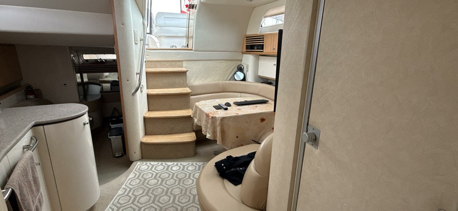 1998 Bayliner 4085 Avanti - Photo 61