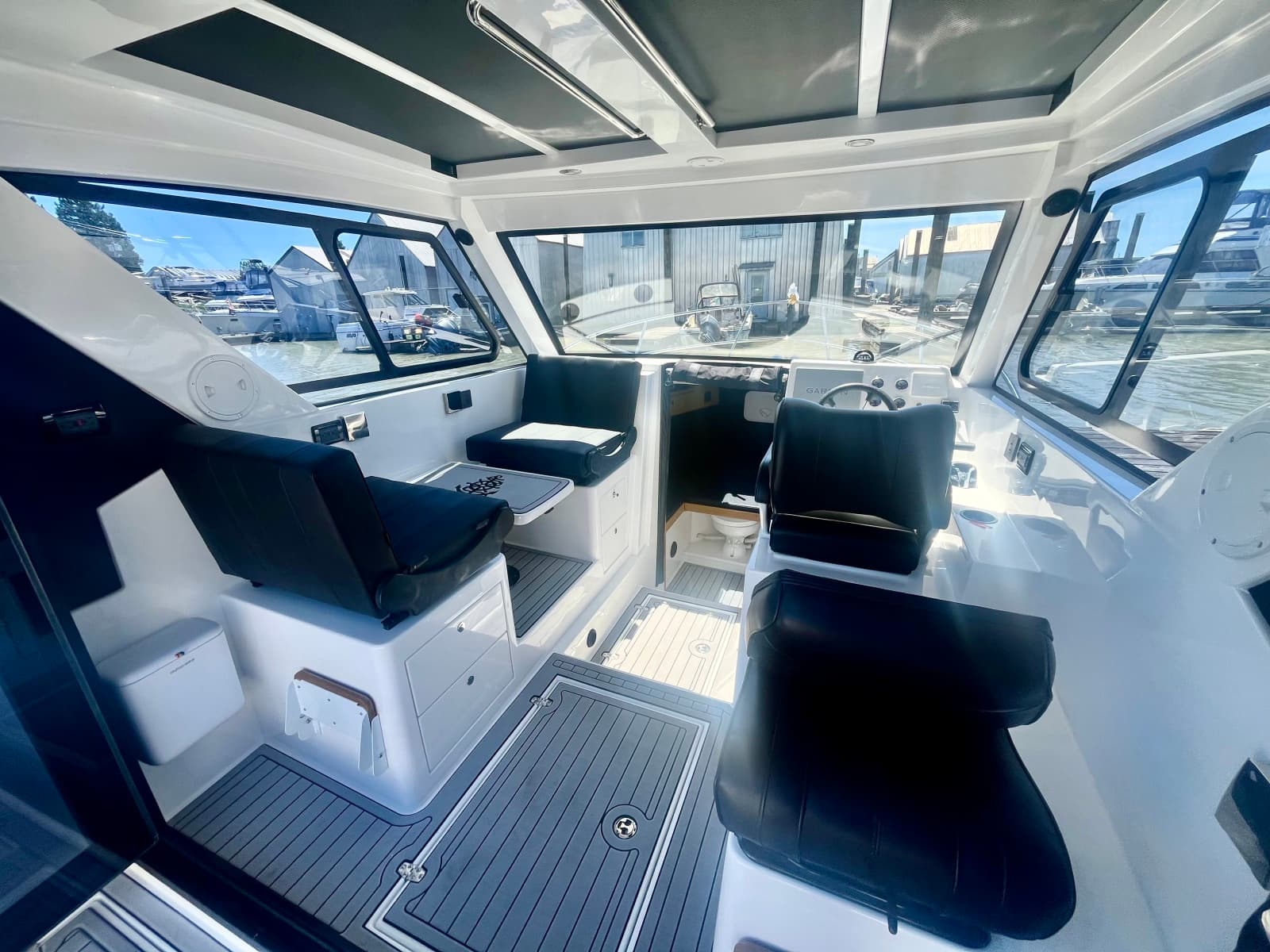 2025 Bracewell Commander Sportfisher 27SF - Photo 16