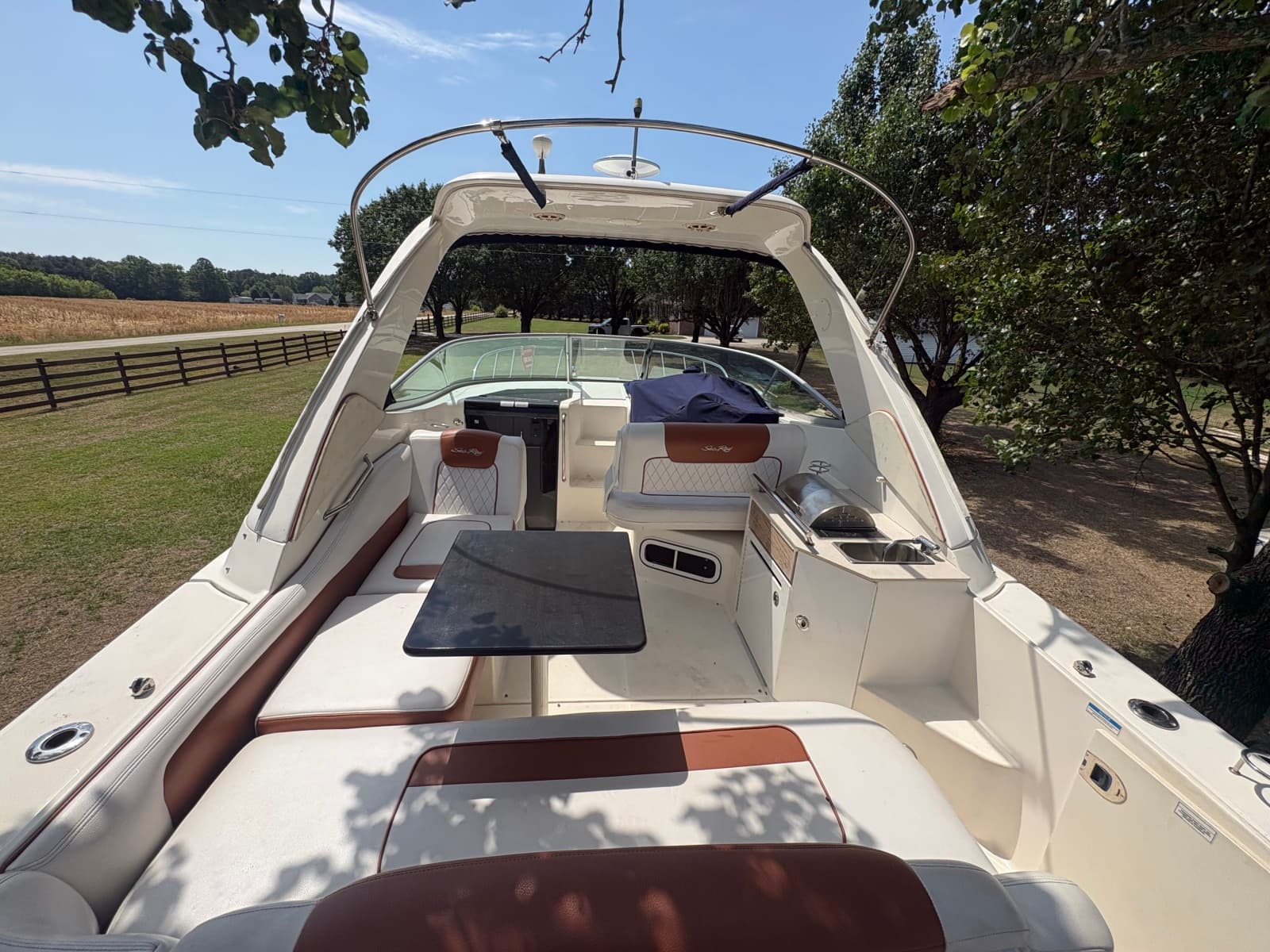 2010 Sea Ray 310 Sundancer - Photo 12