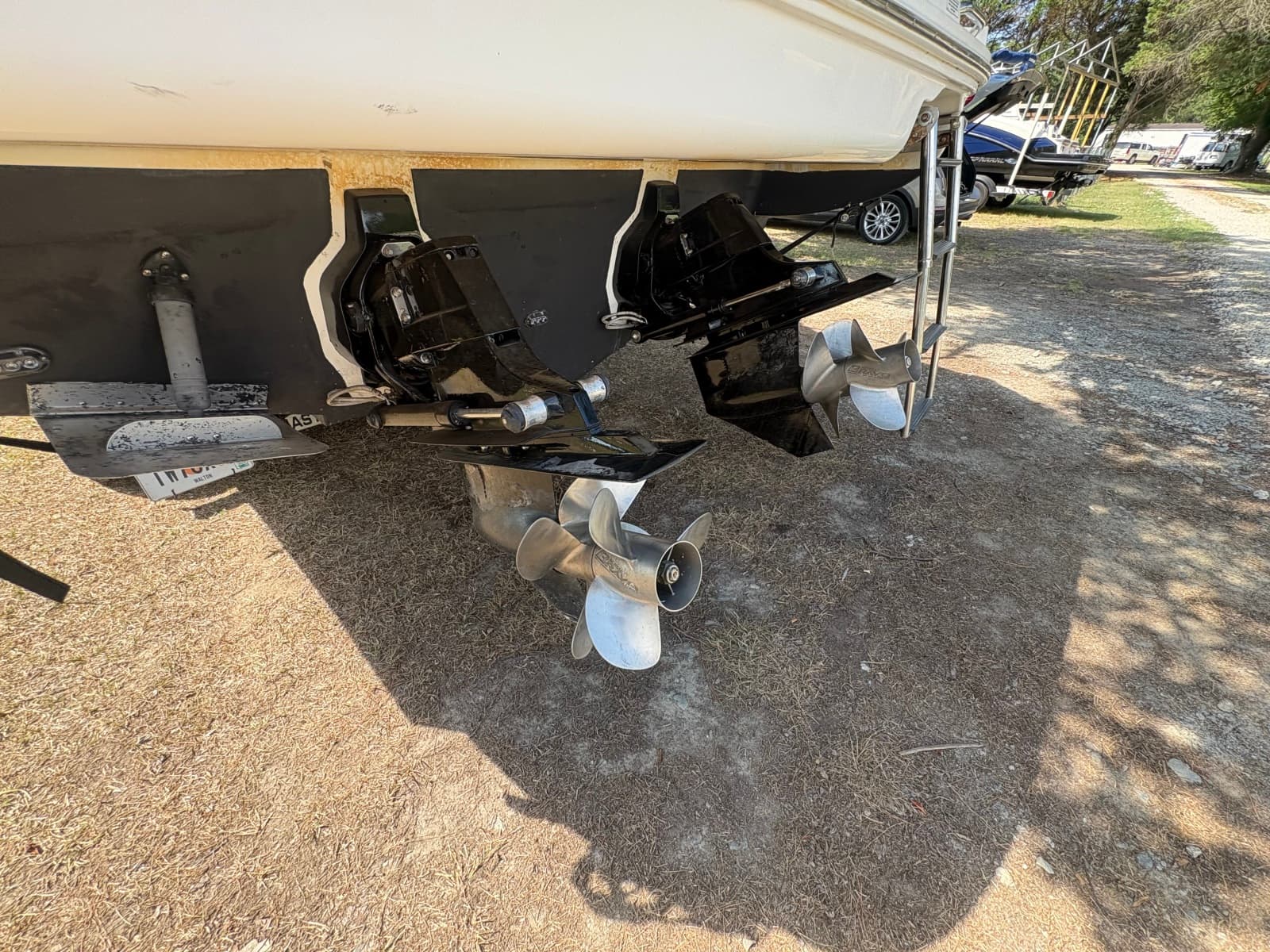 2010 Sea Ray 310 Sundancer - Photo 48