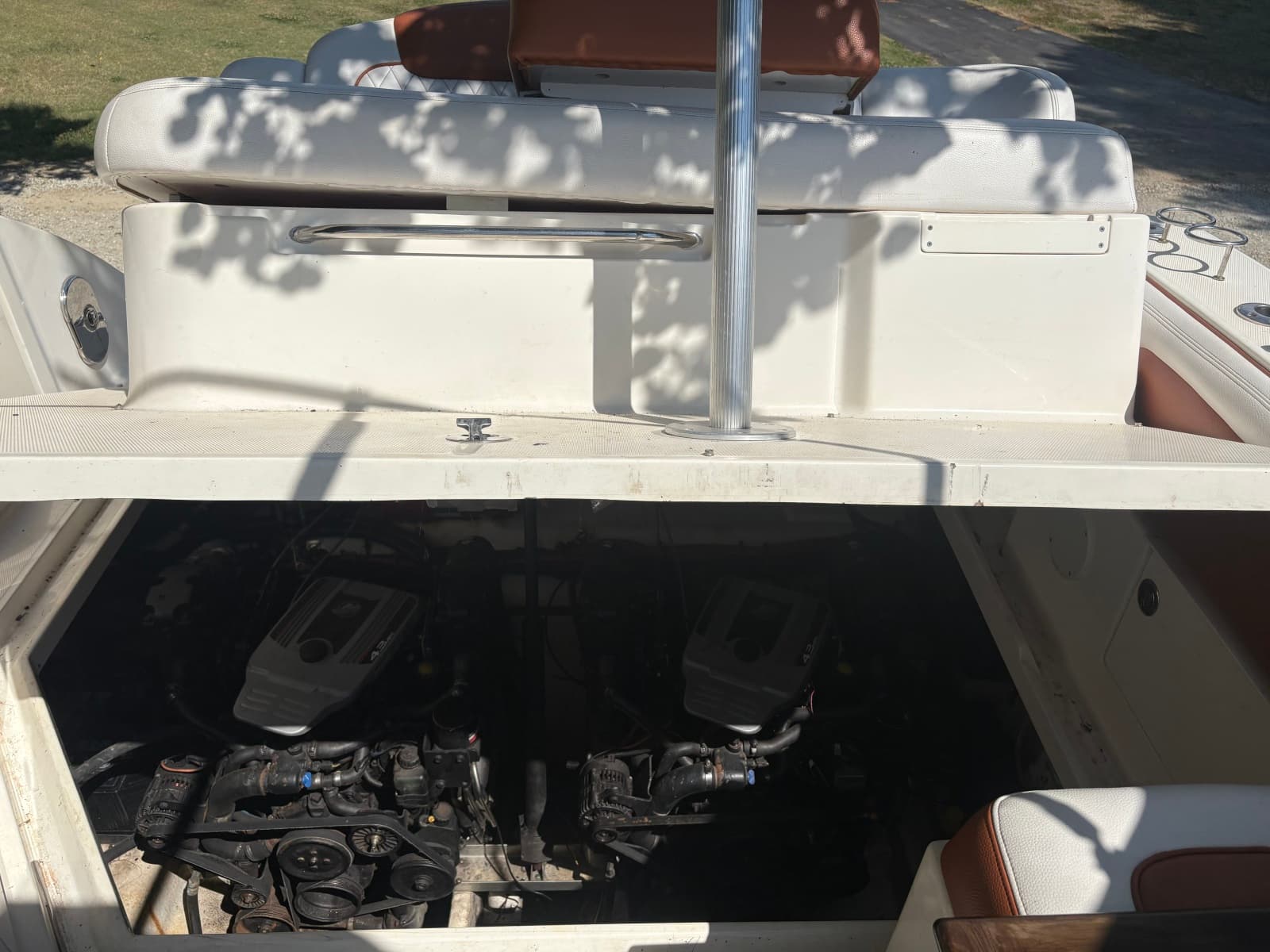 2010 Sea Ray 310 Sundancer - Photo 49