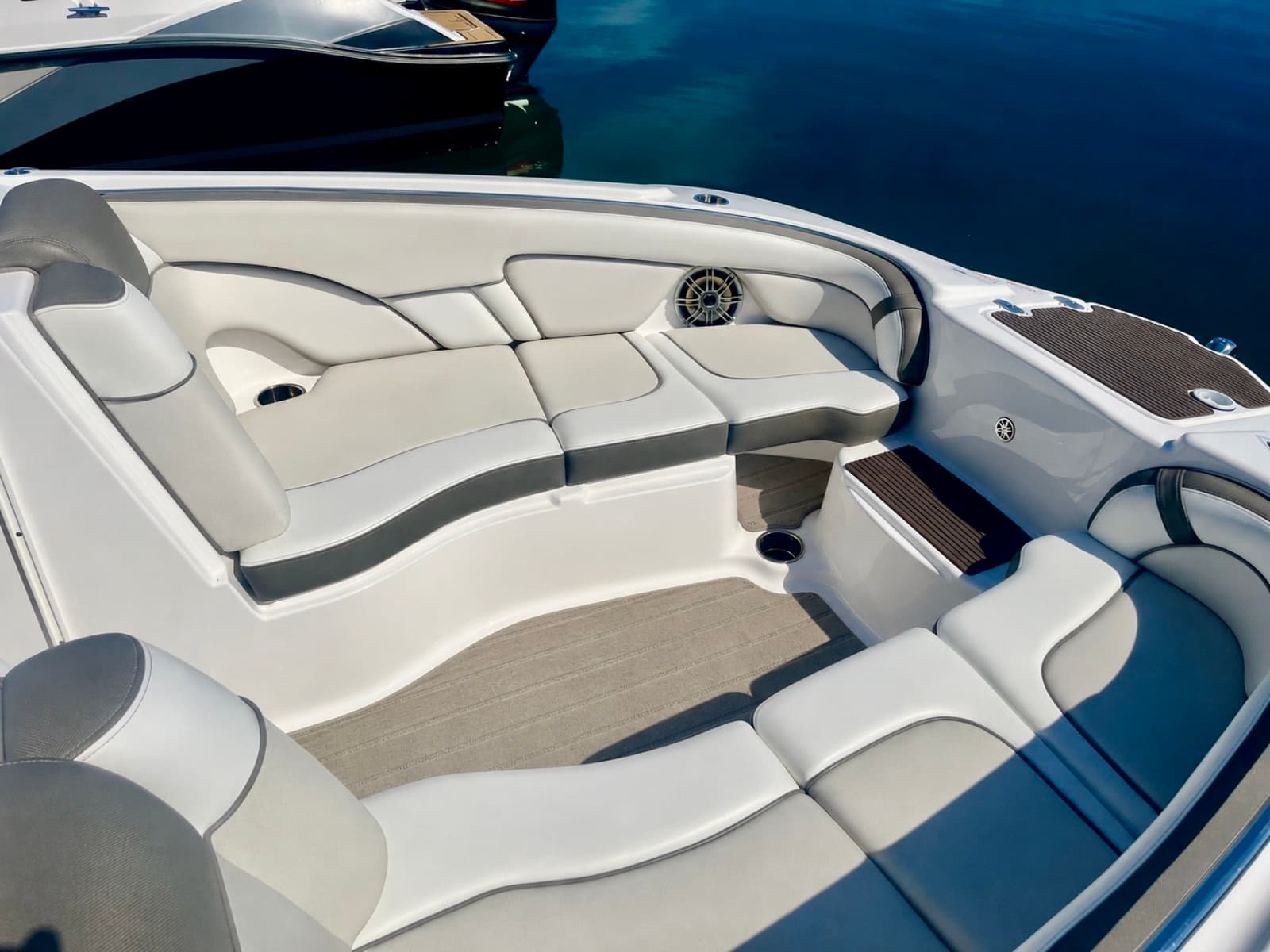 2013 Yamaha Boats 242 Limited S - Photo 11