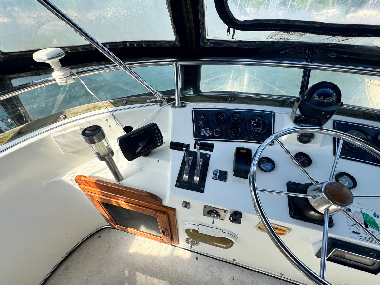 1989 Cooper Prowler 10M - Photo 17