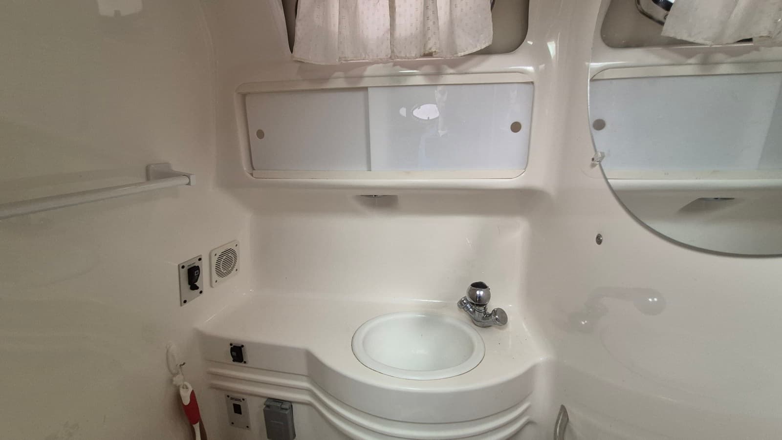 2001 Chaparral 300 Signature - Photo 31