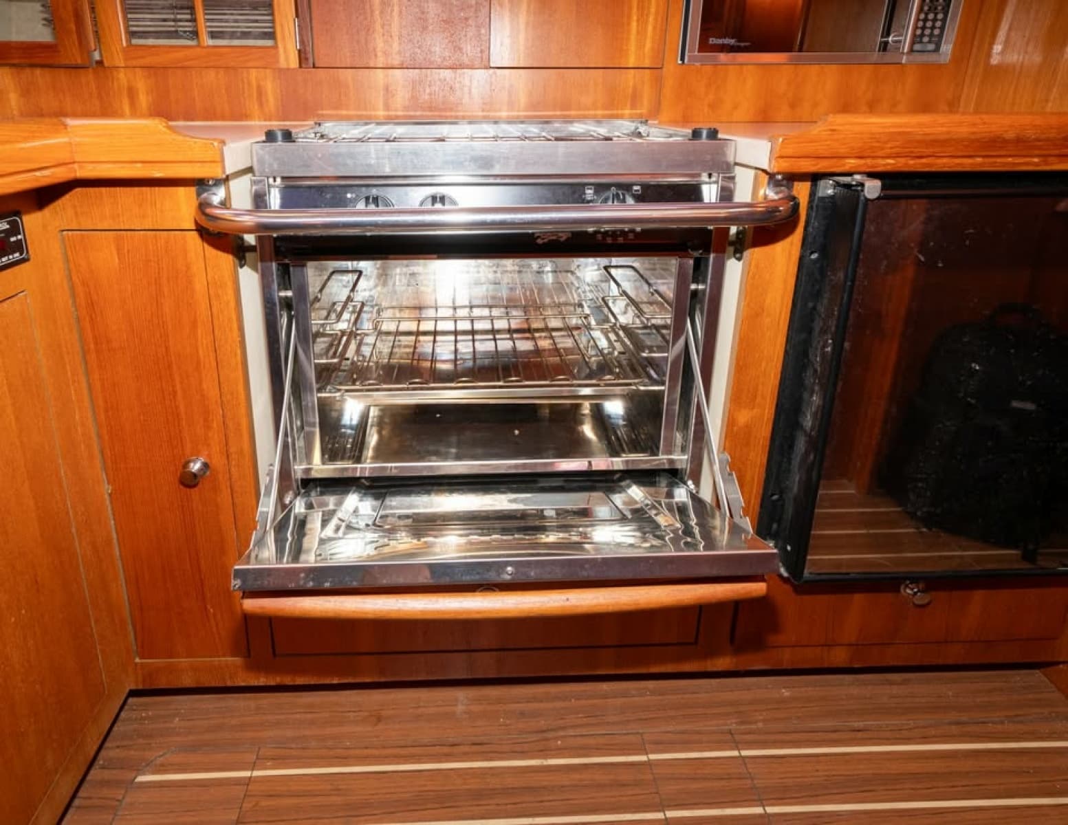 2006 Hunter 38 - Photo 24