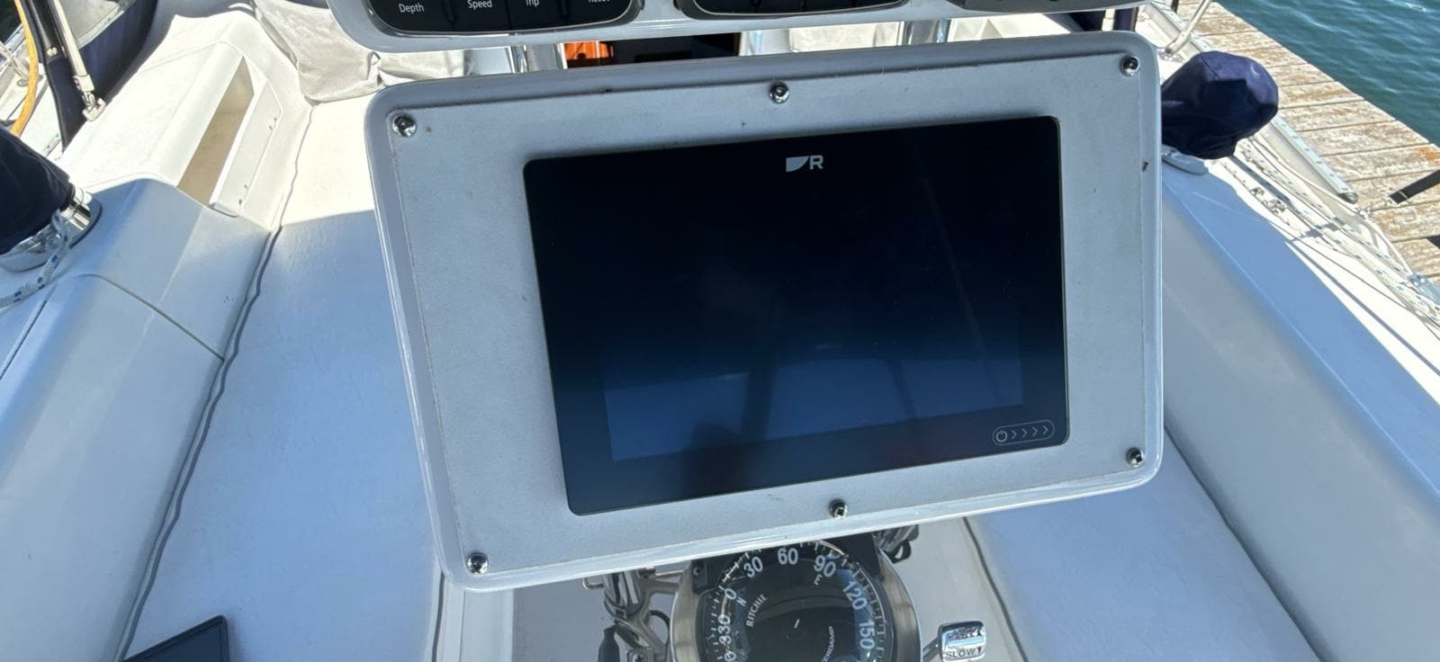 2005 Catalina 34 MK II - Photo 28