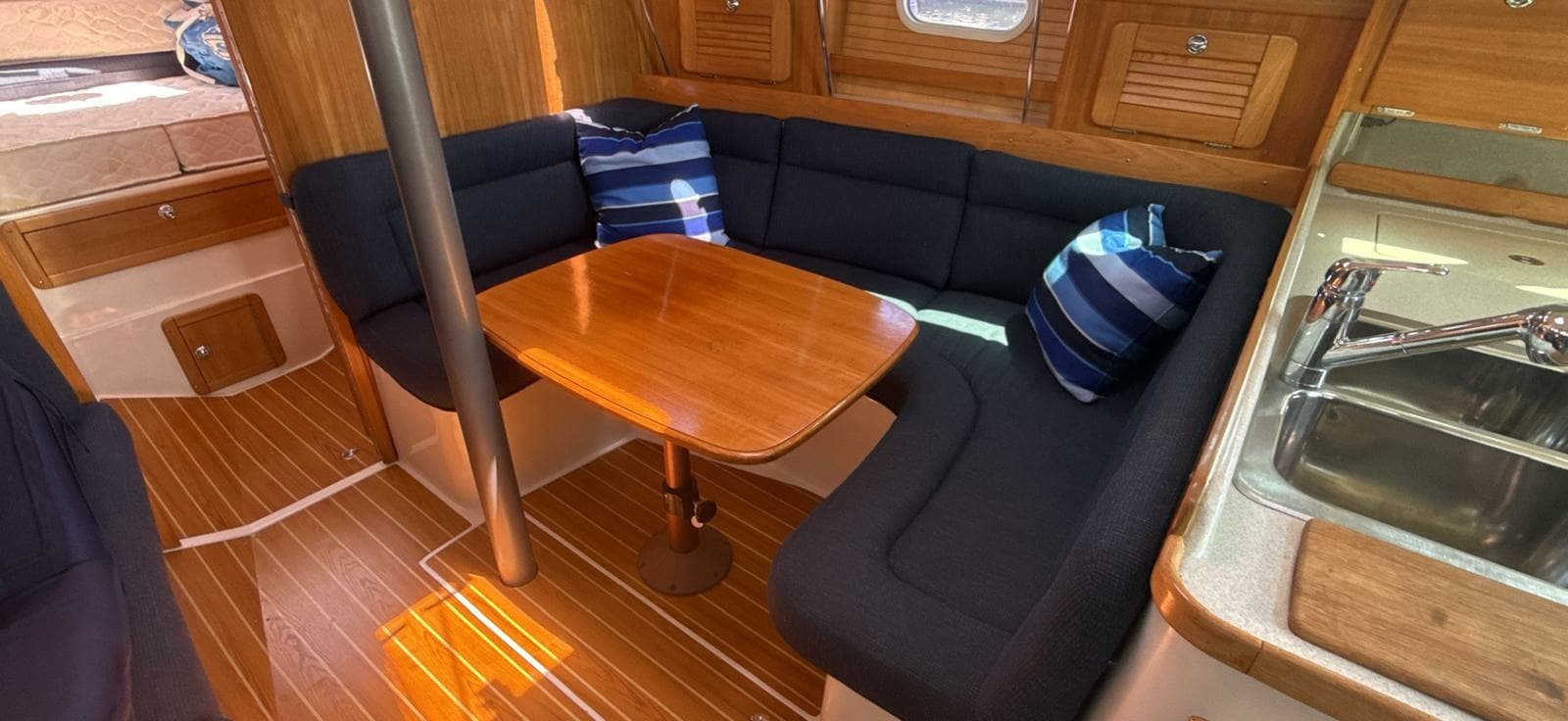 2005 Catalina 34 MK II - Photo 65