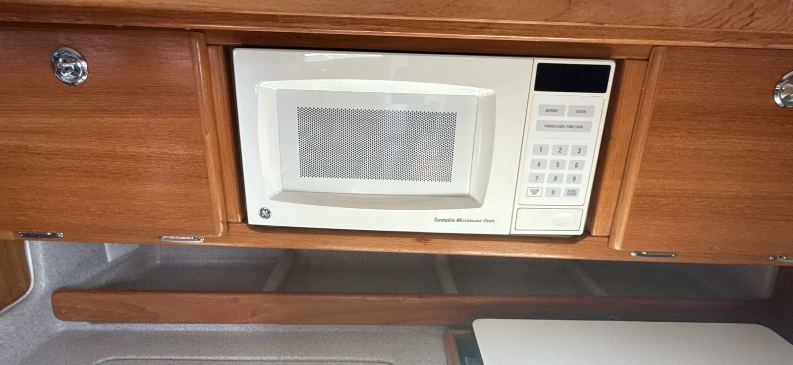2005 Catalina 34 MK II - Photo 55
