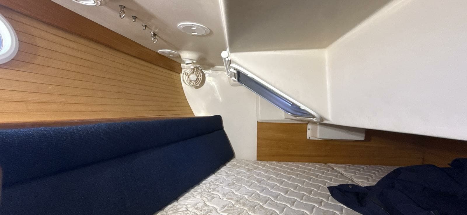2005 Catalina 34 MK II - Photo 60