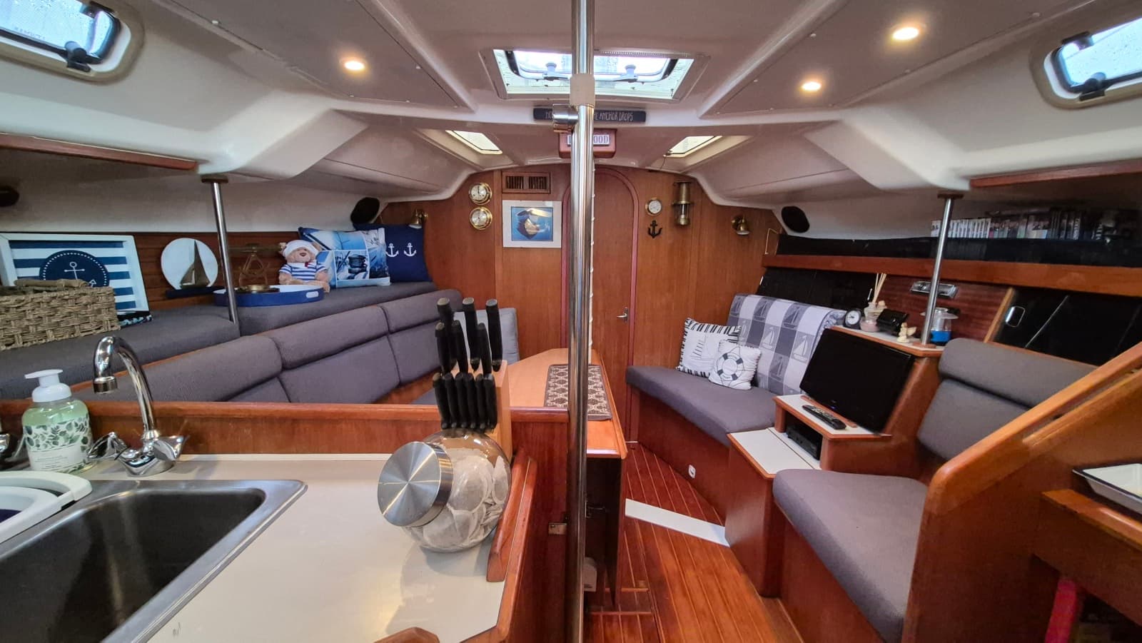 1988 Hunter Legend 37 - Photo 7