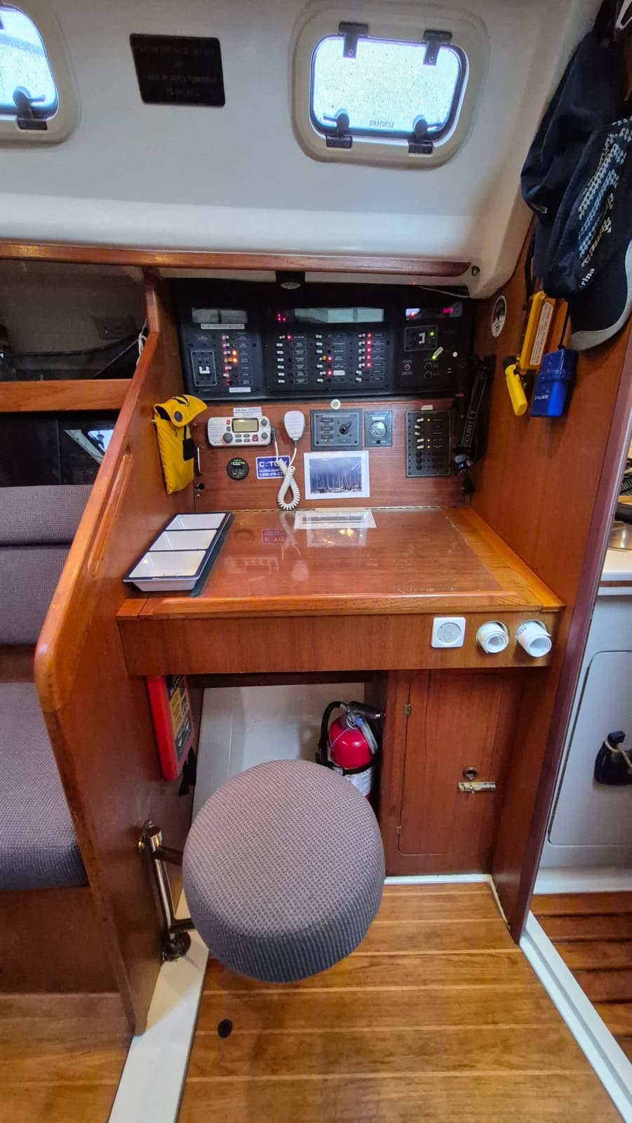 1988 Hunter Legend 37 - Photo 12