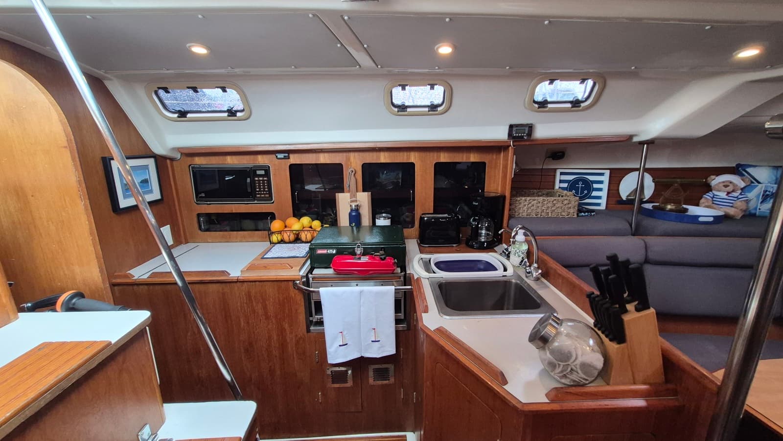 1988 Hunter Legend 37 - Photo 8