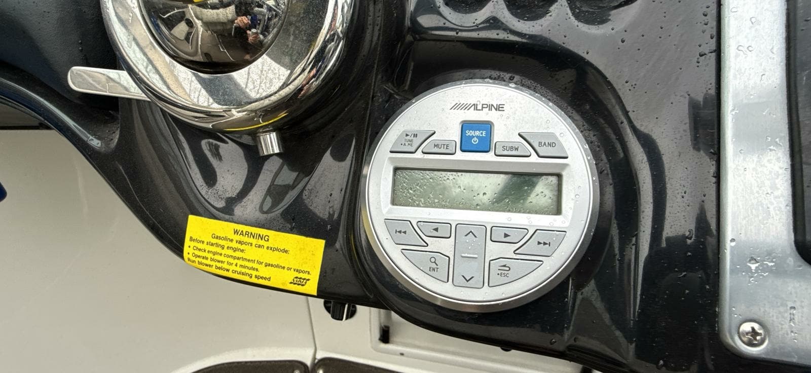 2005 Cobalt 343 - Photo 36