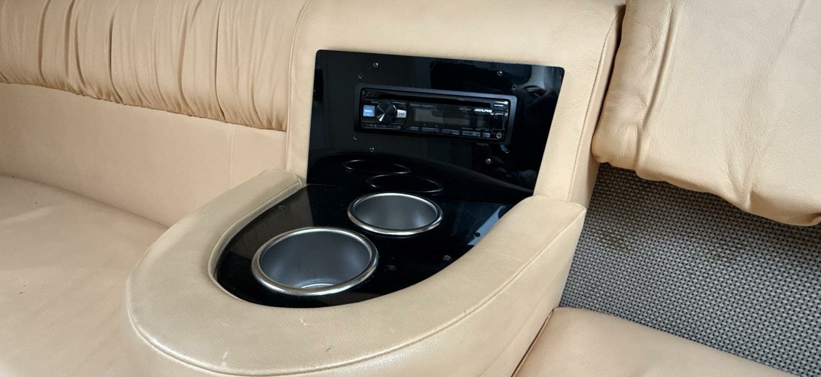 2005 Cobalt 343 - Photo 43
