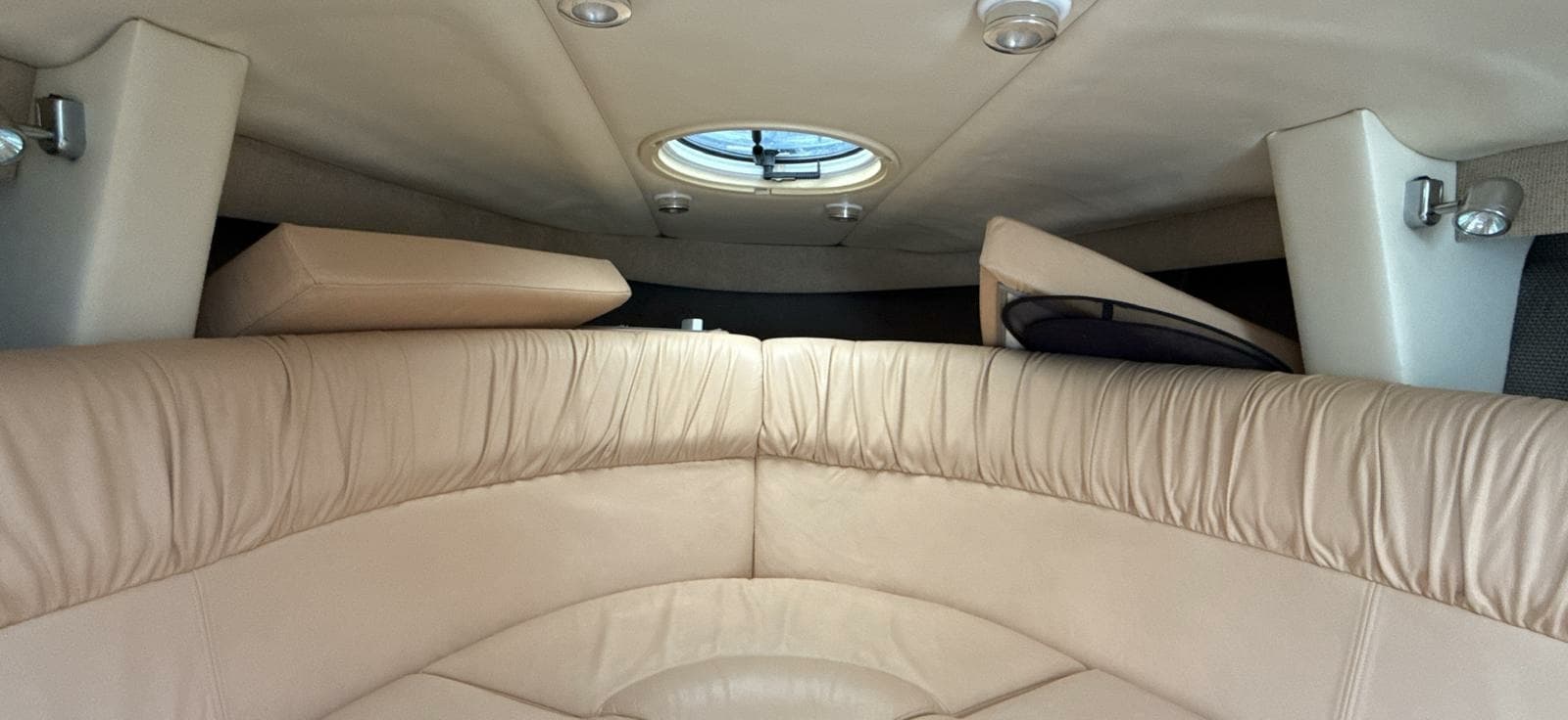 2005 Cobalt 343 - Photo 45