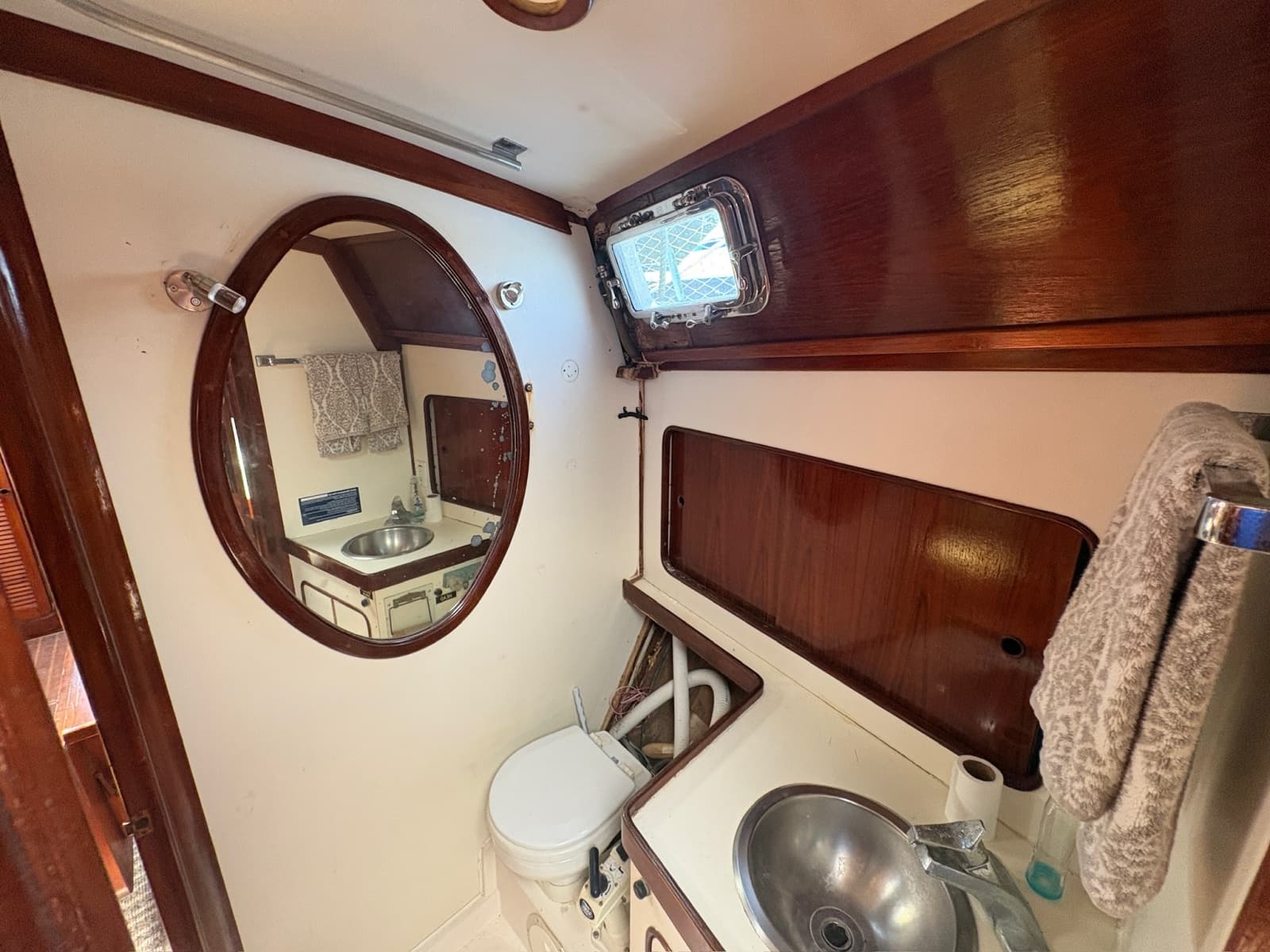 1980 Gulfstar 50 CC Ketch - Photo 39