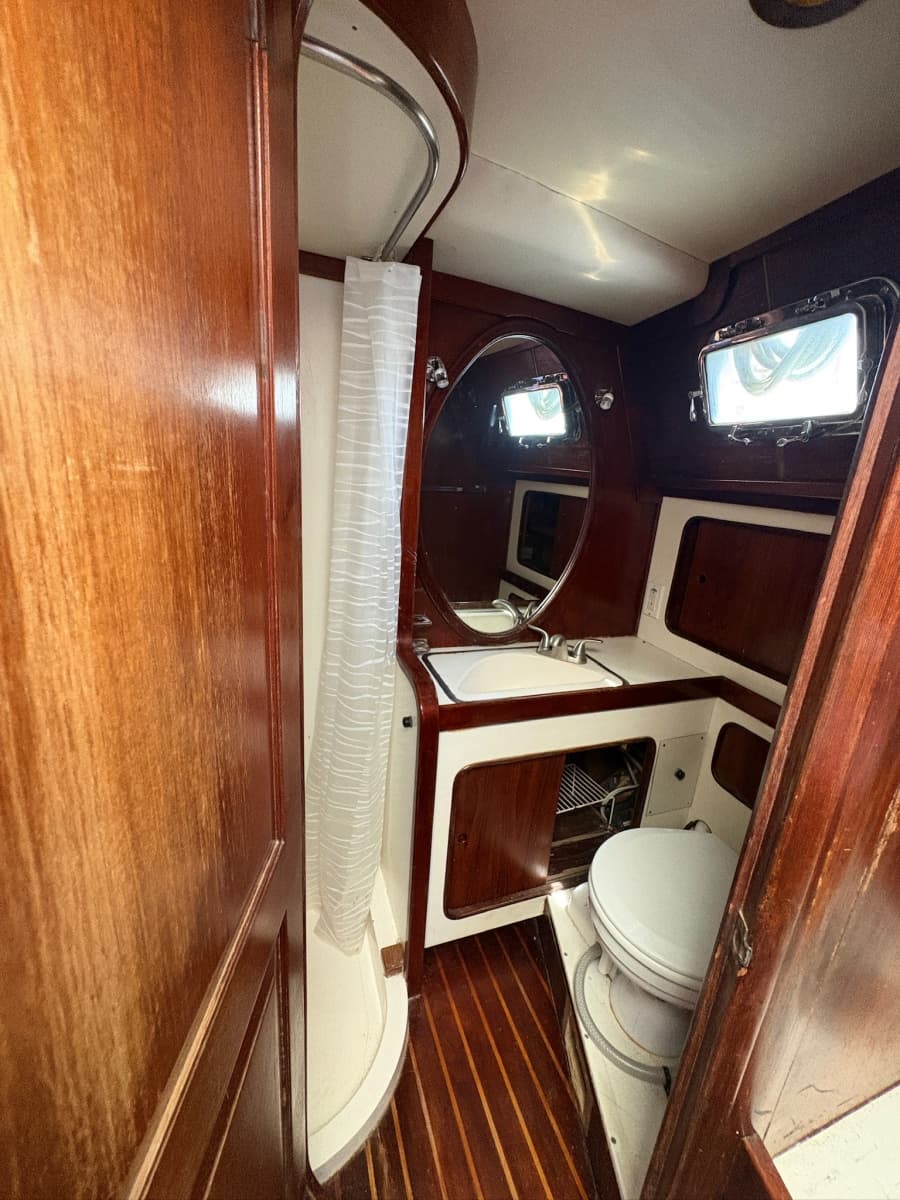 1980 Gulfstar 50 CC Ketch - Photo 37