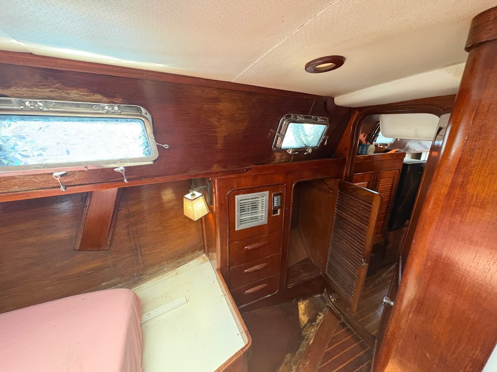 1980 Gulfstar 50 CC Ketch - Photo 36