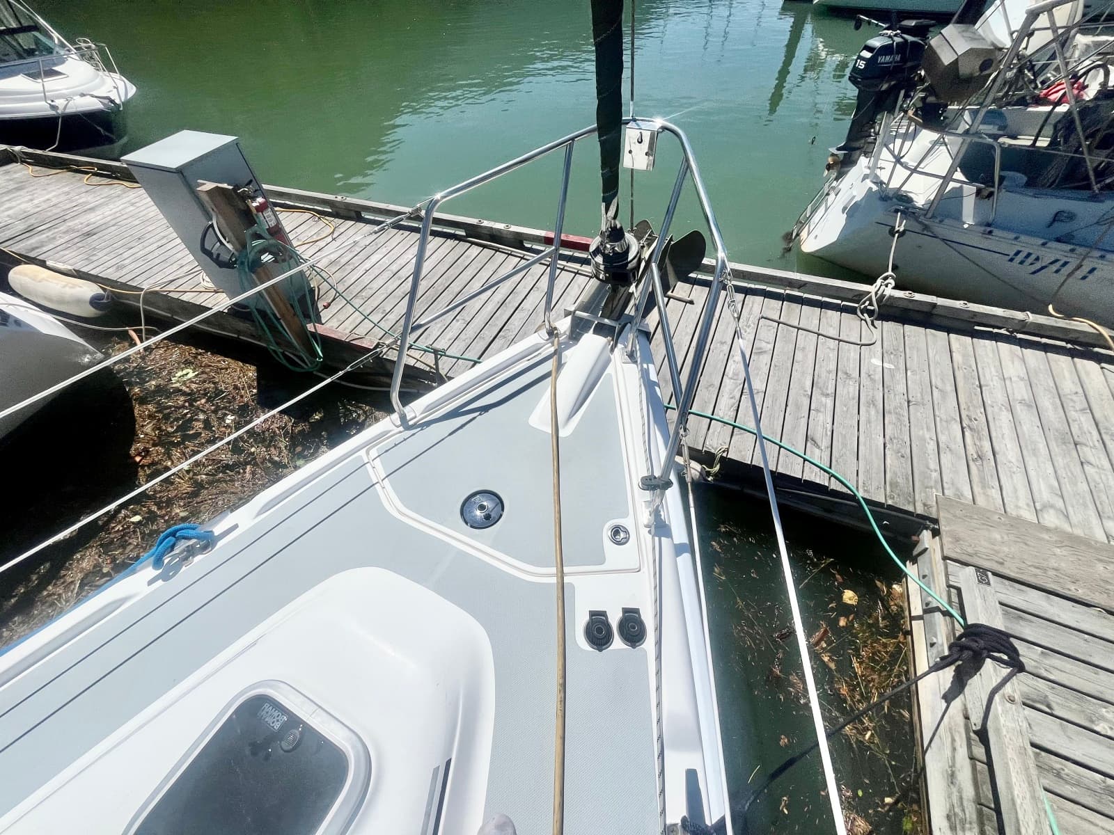 2005 Hunter 41 Aft Cabin - Photo 4
