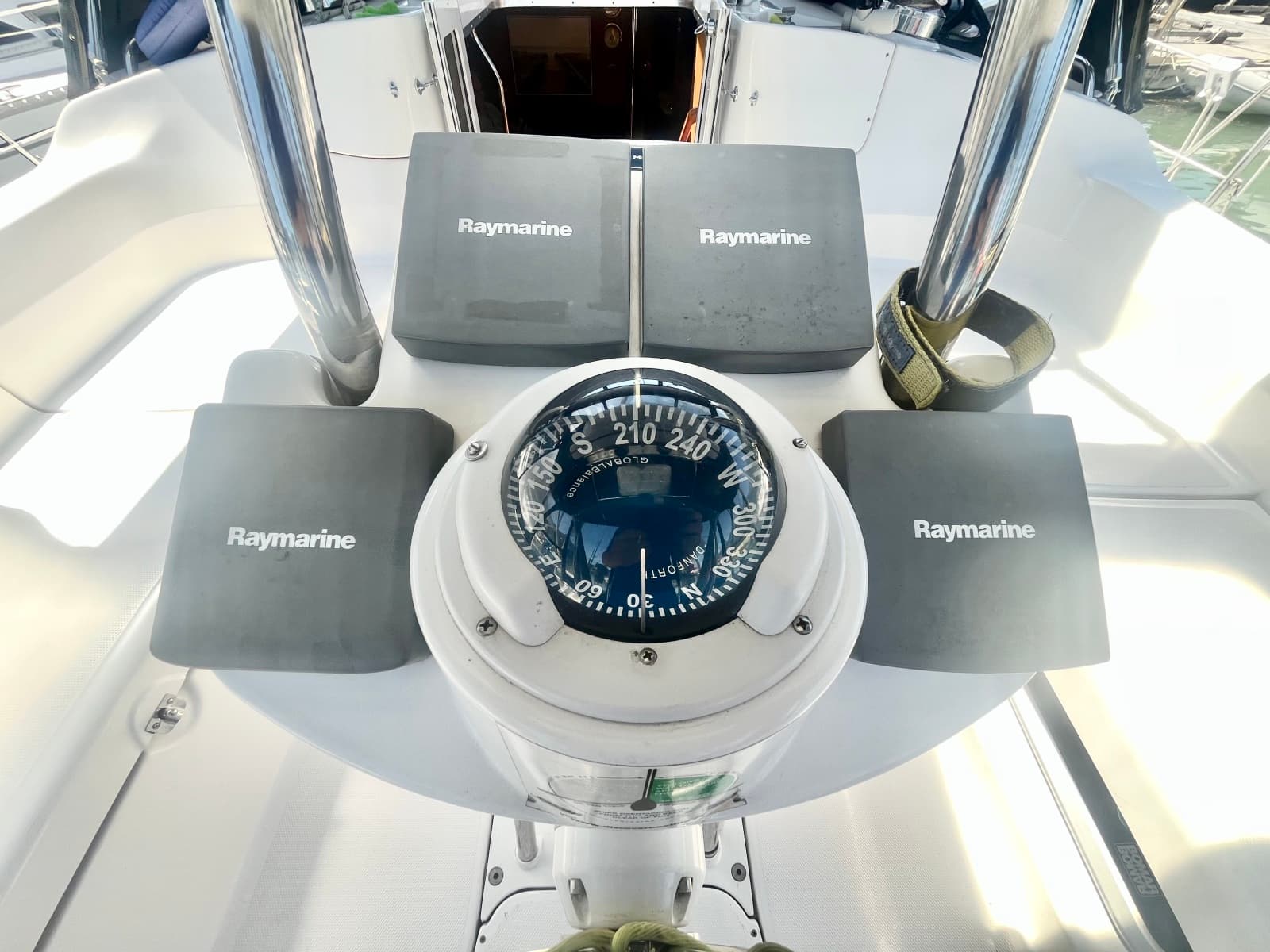 2005 Hunter 41 Aft Cabin - Photo 8