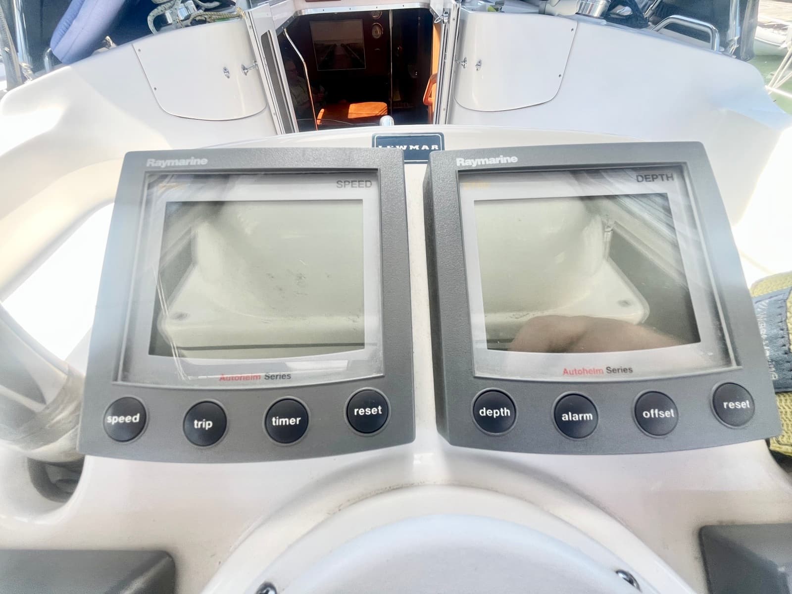 2005 Hunter 41 Aft Cabin - Photo 15