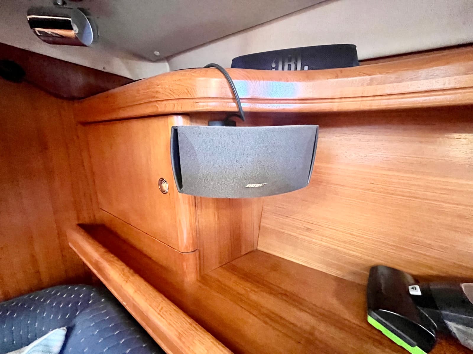 2005 Hunter 41 Aft Cabin - Photo 34