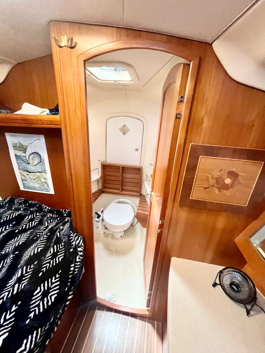 2005 Hunter 41 Aft Cabin - Photo 50