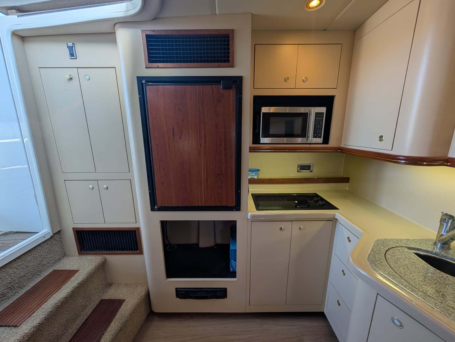 2002 Cruisers Yachts 3672 - Photo 53