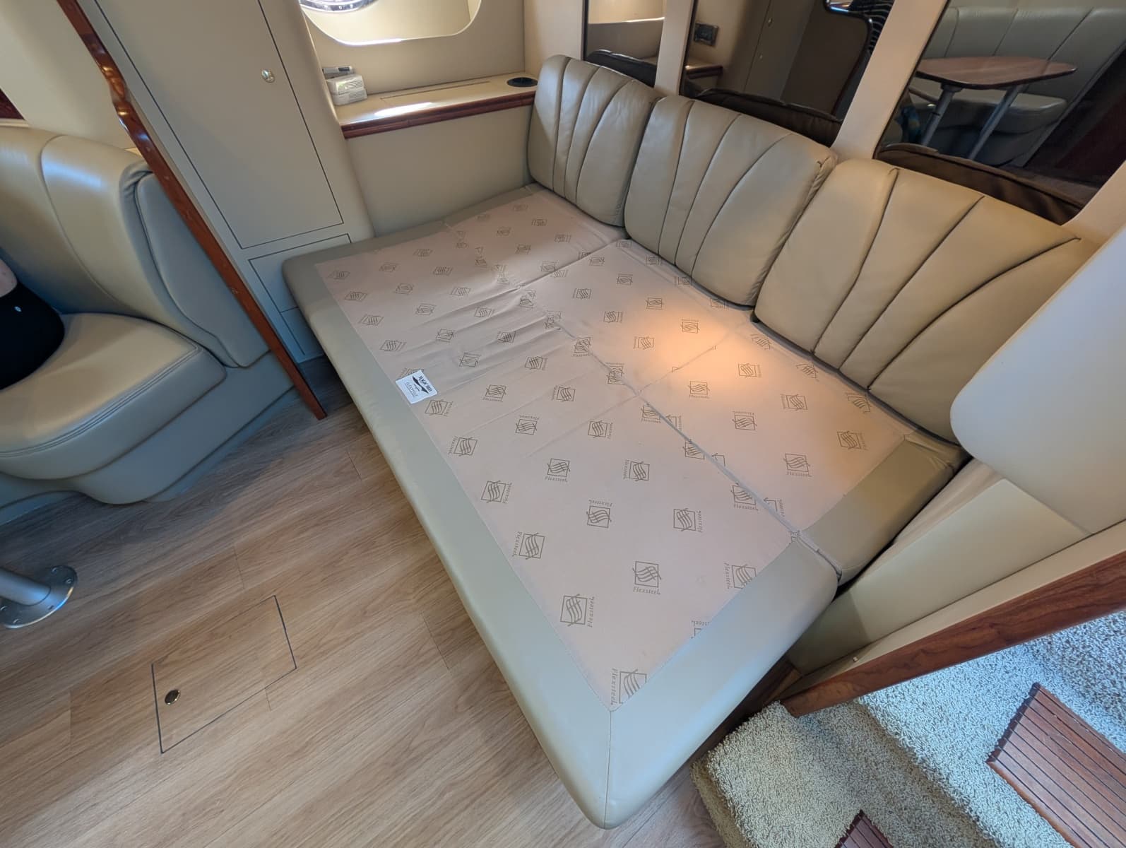 2002 Cruisers Yachts 3672 - Photo 51