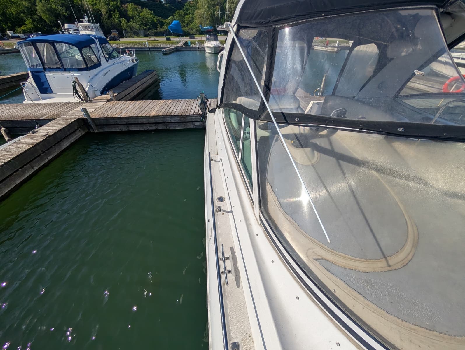 2002 Cruisers Yachts 3672 - Photo 7