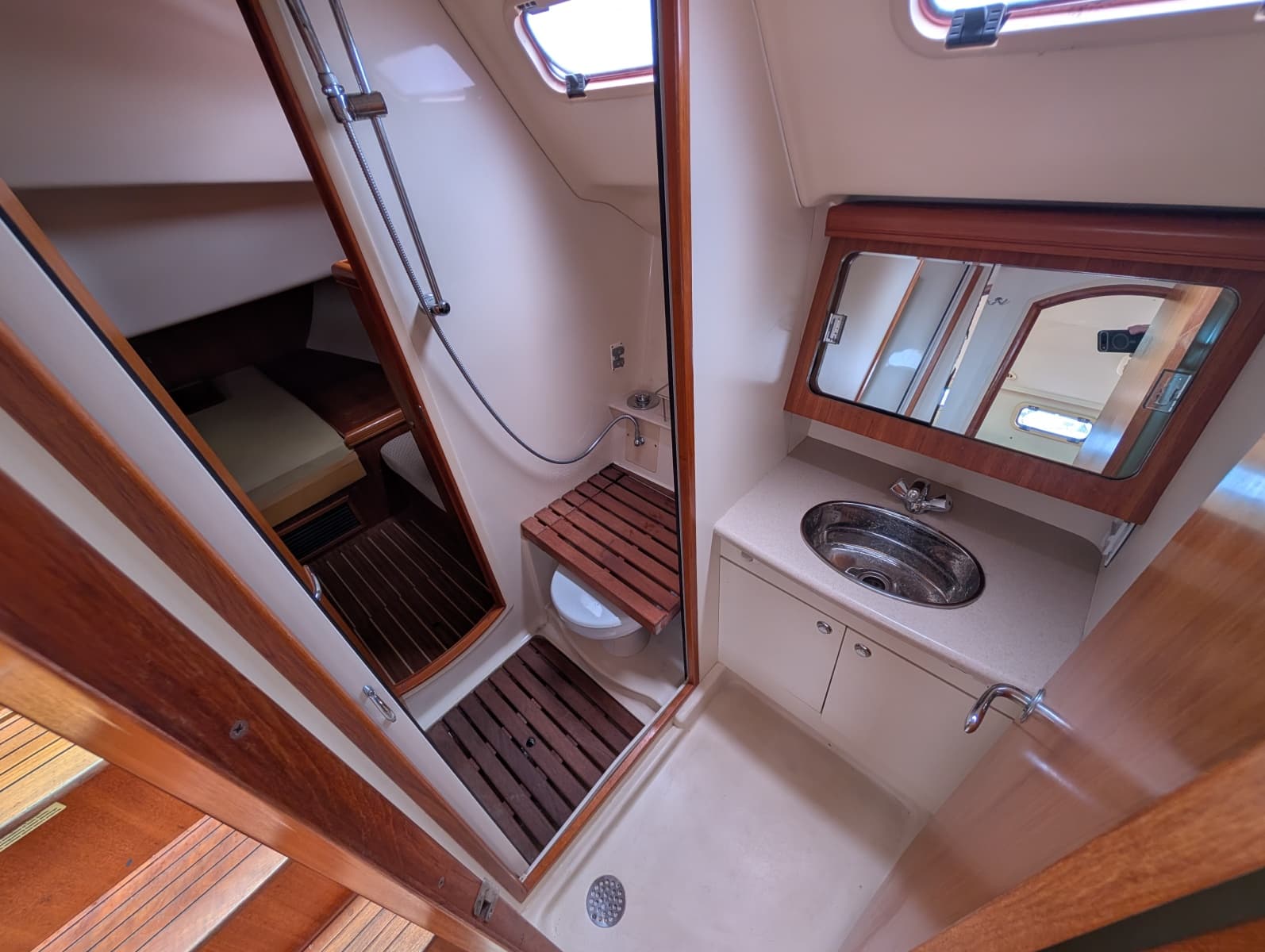 2006 Hunter 38 - Photo 30