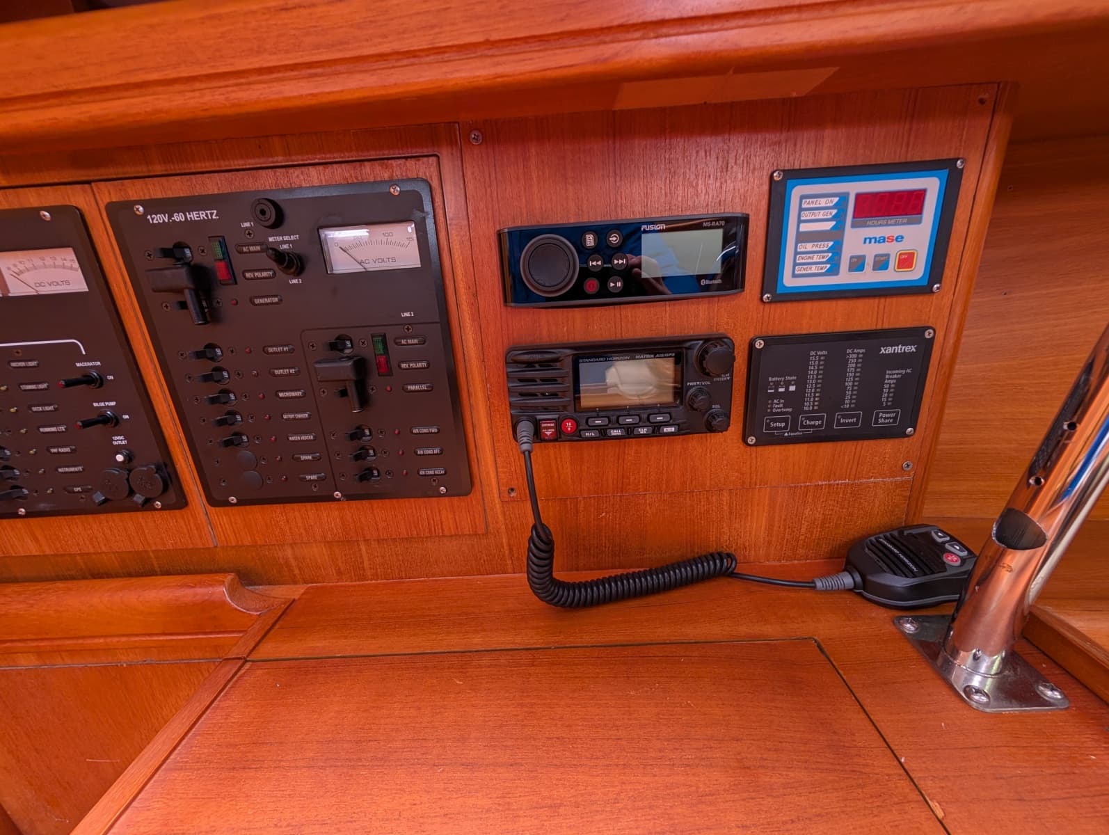 2006 Hunter 38 - Photo 35