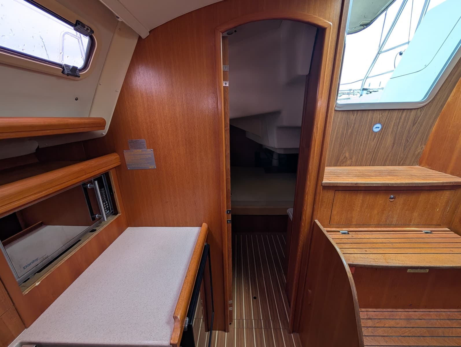 2006 Hunter 38 - Photo 21