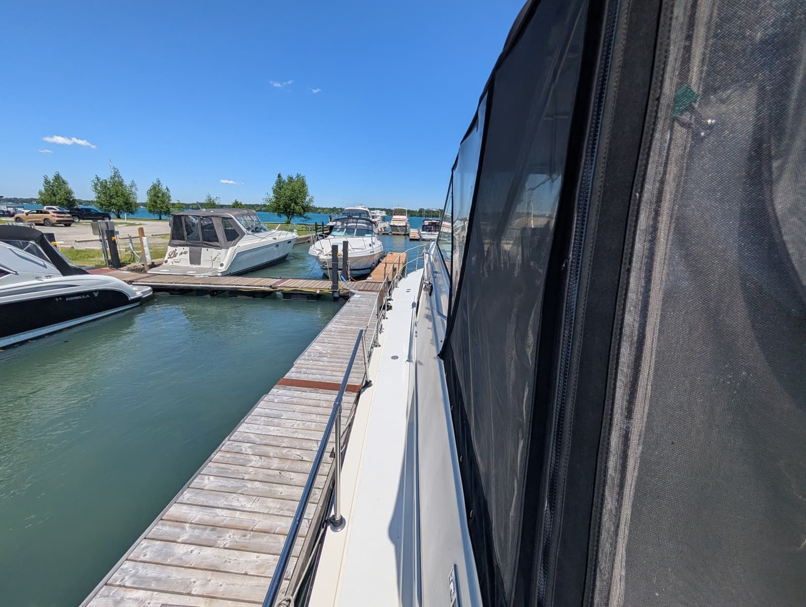 1977 Trojan 36 Tri-Cabin - Photo 11