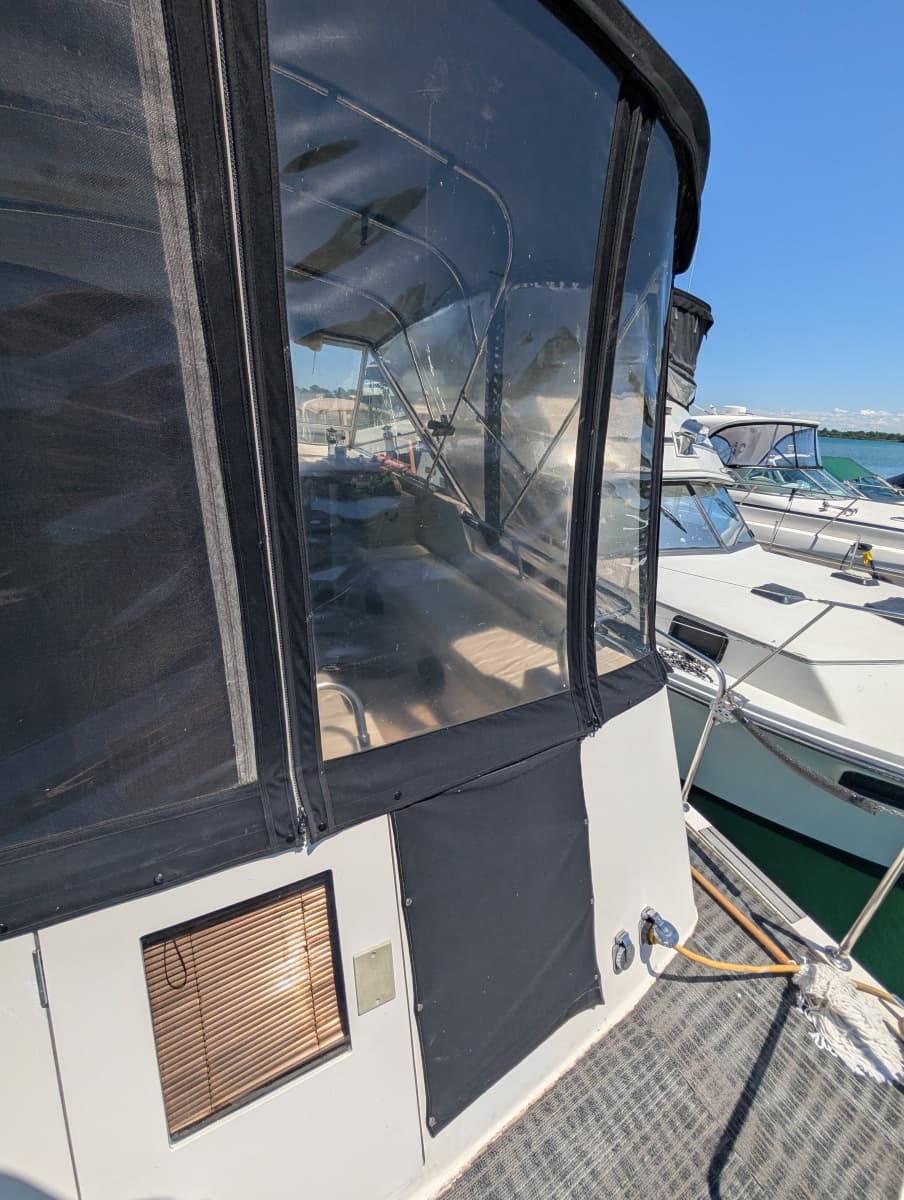 1977 Trojan 36 Tri-Cabin - Photo 13