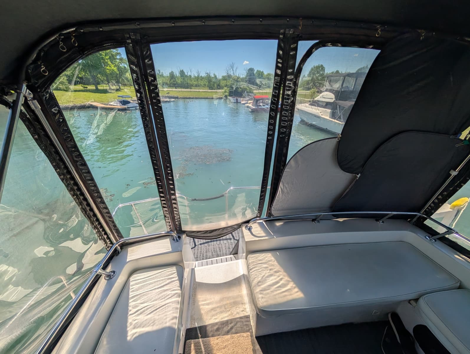 1977 Trojan 36 Tri-Cabin - Photo 19