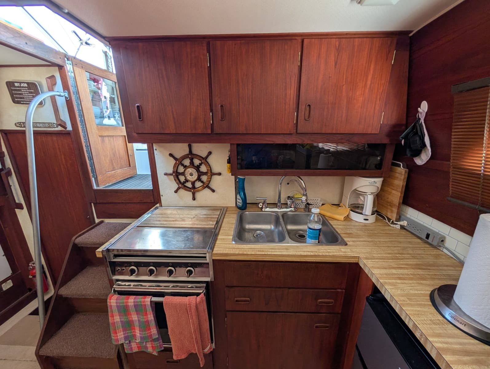 1977 Trojan 36 Tri-Cabin - Photo 40