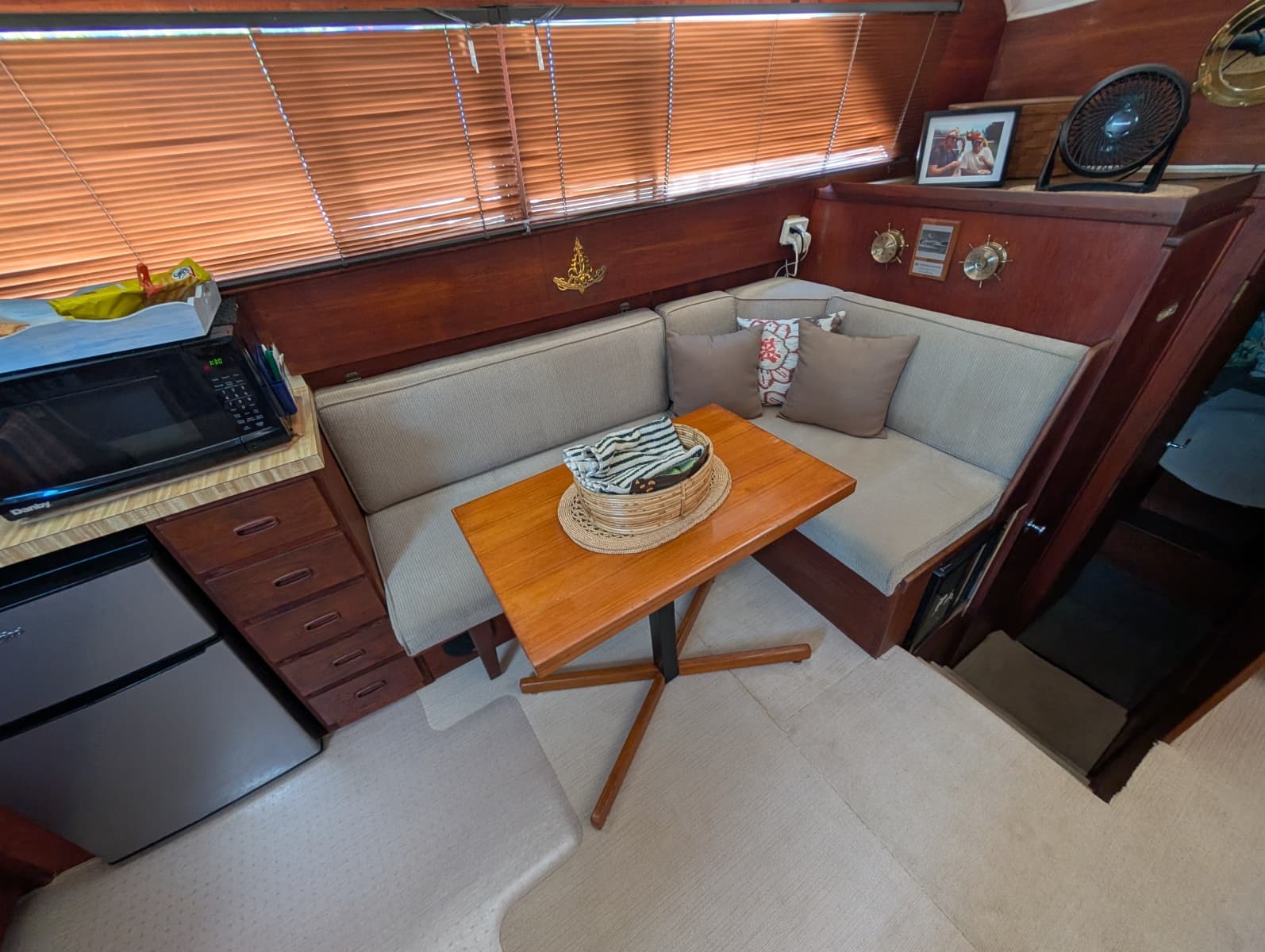 1977 Trojan 36 Tri-Cabin - Photo 46