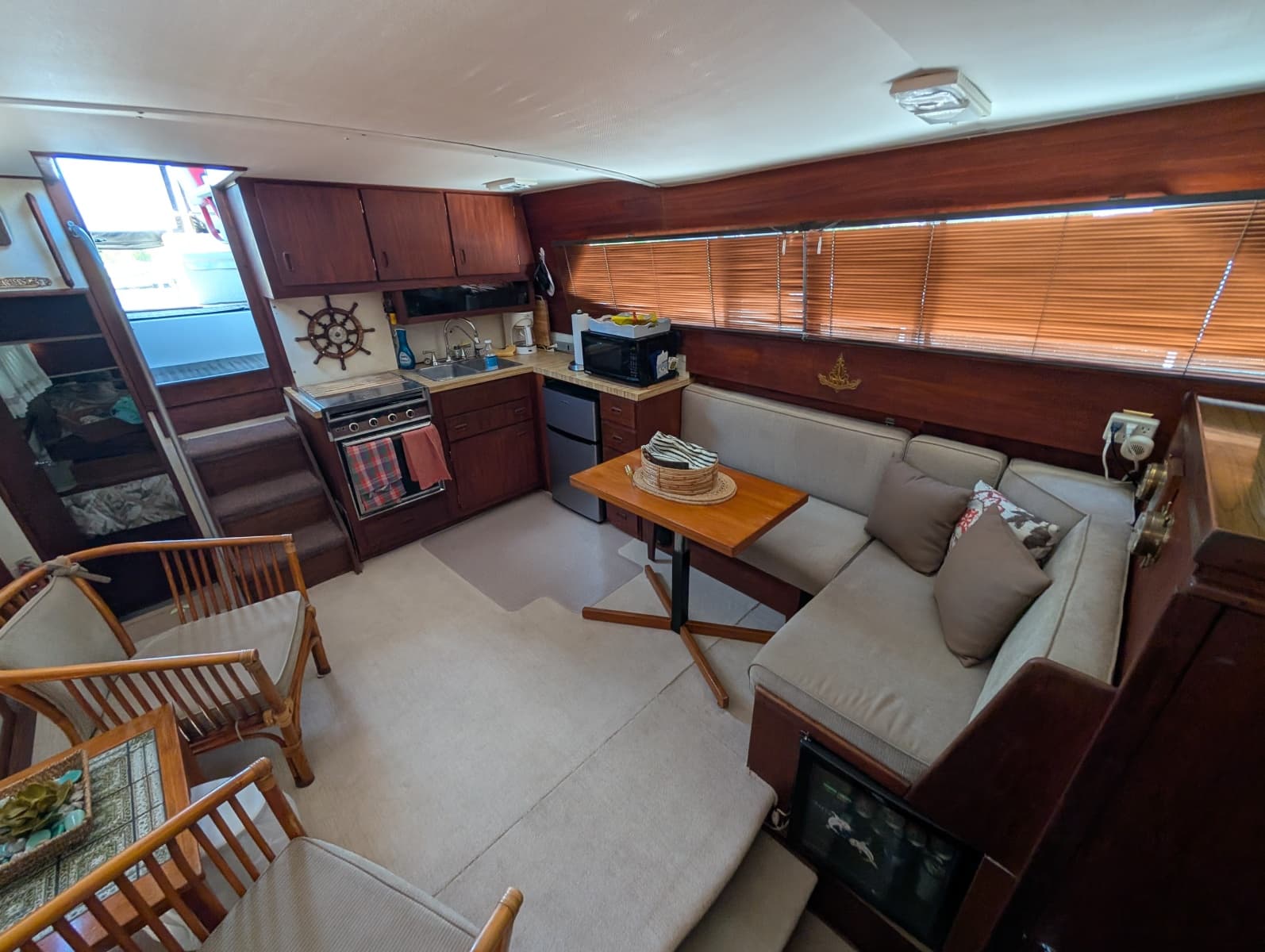 1977 Trojan 36 Tri-Cabin - Photo 58