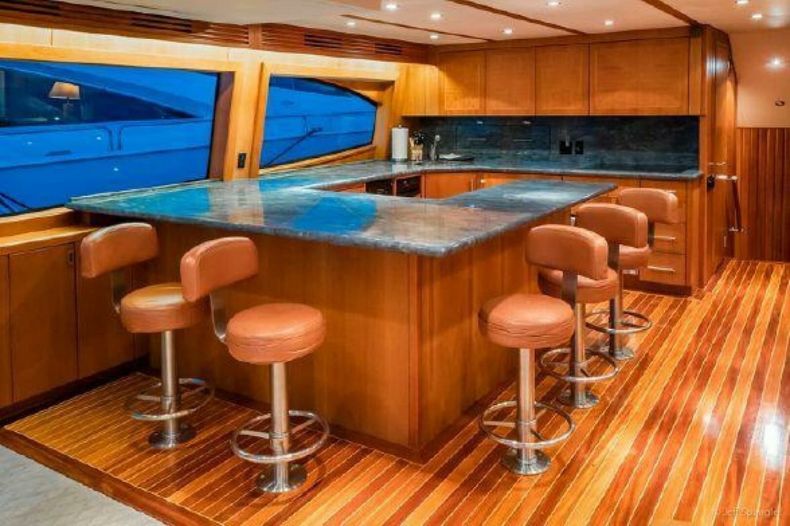 2008 Hatteras 77 Enclosed Bridge - Photo 10