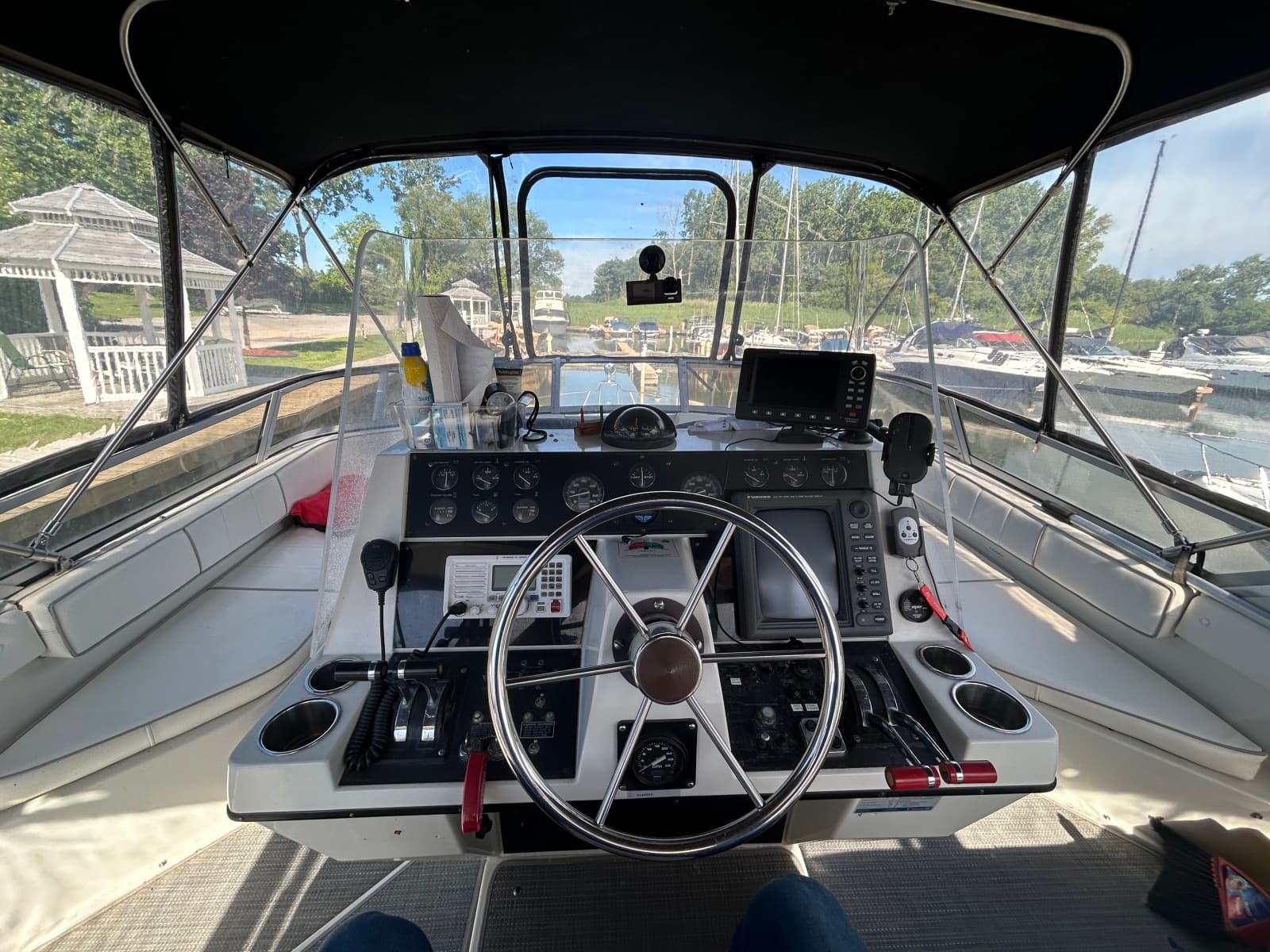 1990 Carver 380 Santego - Photo 23