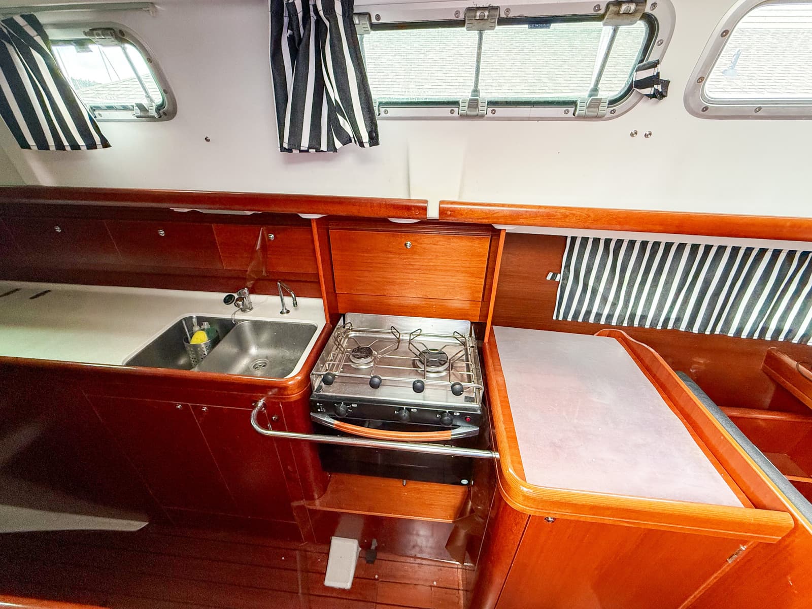 2005 Beneteau Oceanis Clipper 423 - Photo 27