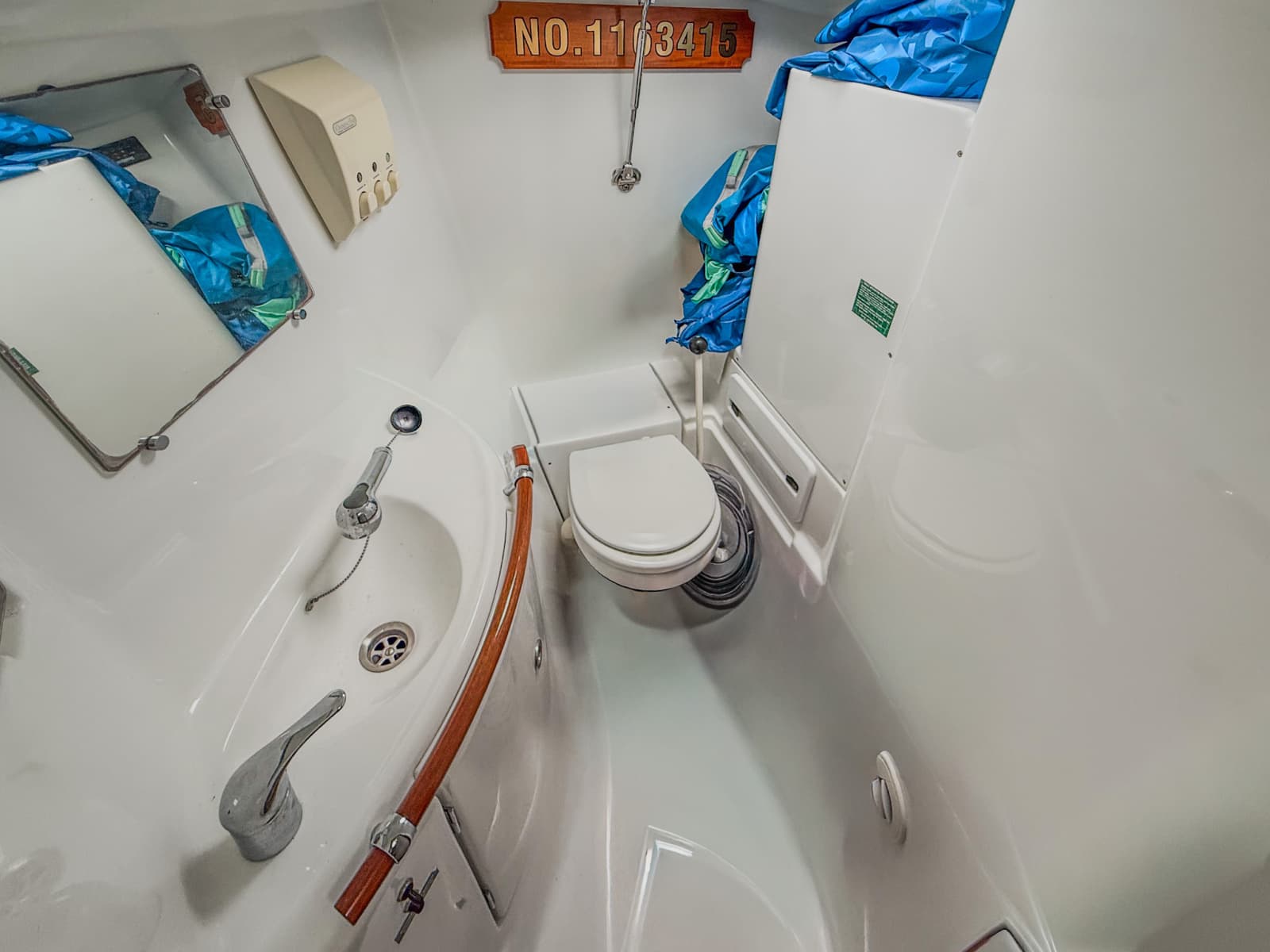 2005 Beneteau Oceanis Clipper 423 - Photo 43