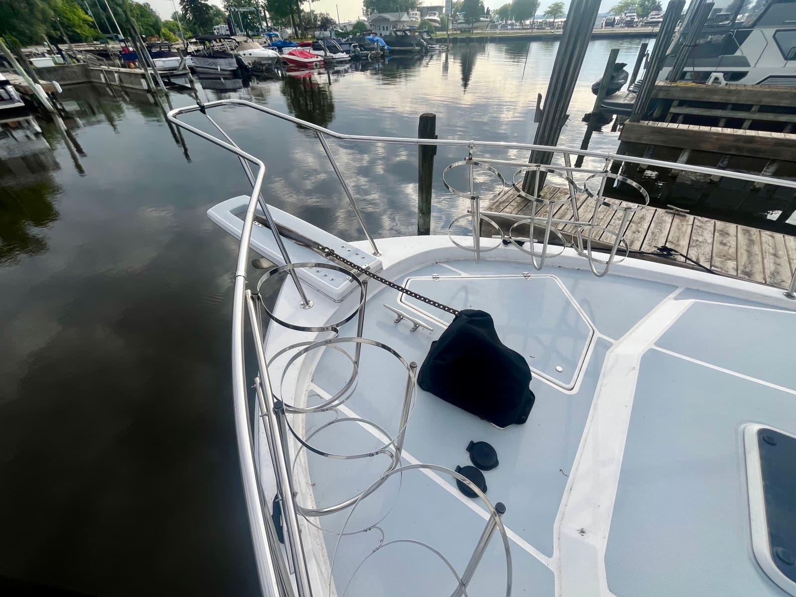 1990 Bayliner 3888 Motoryacht - Photo 5