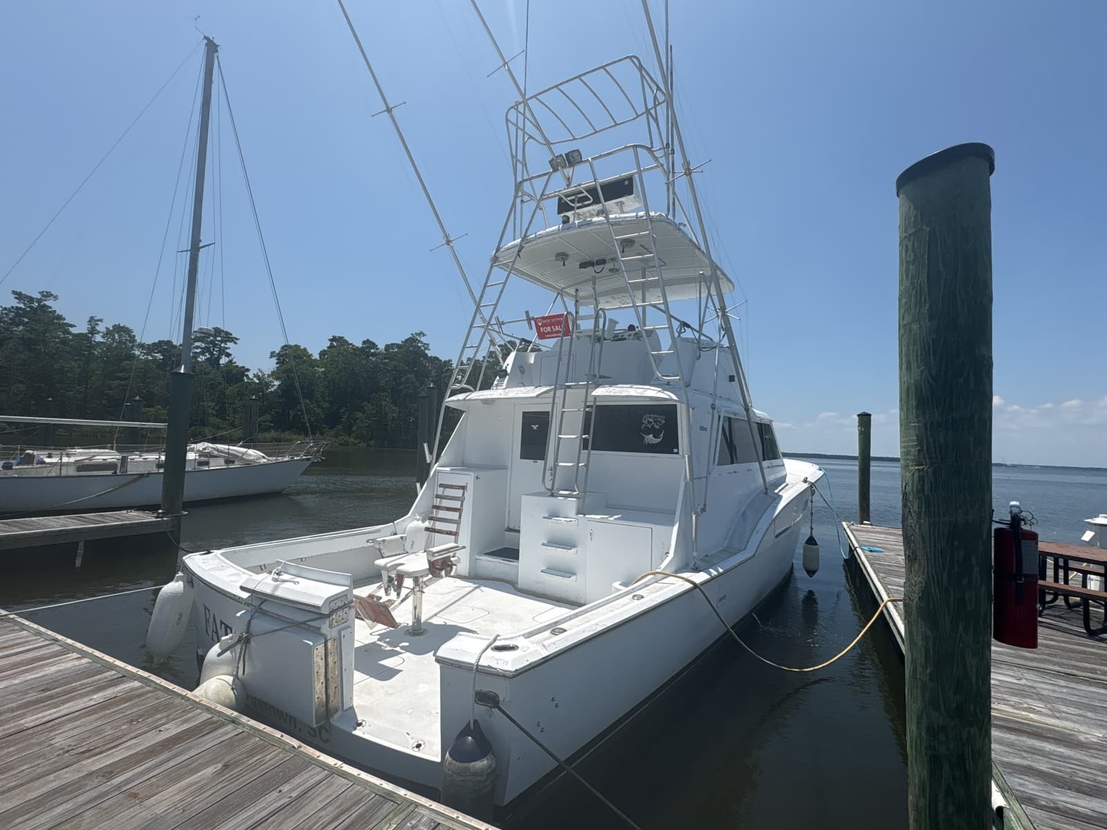 1973 Hatteras 53 Convertible - Photo 3