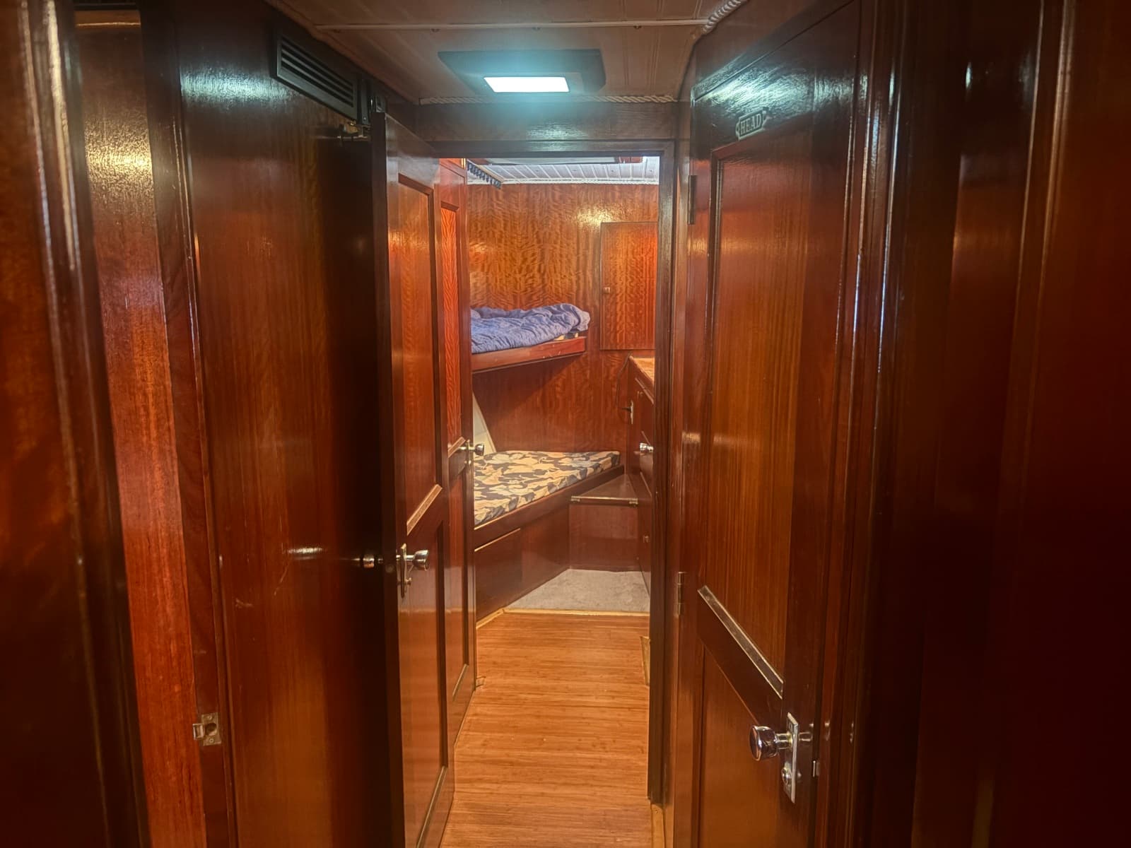 1973 Hatteras 53 Convertible - Photo 33