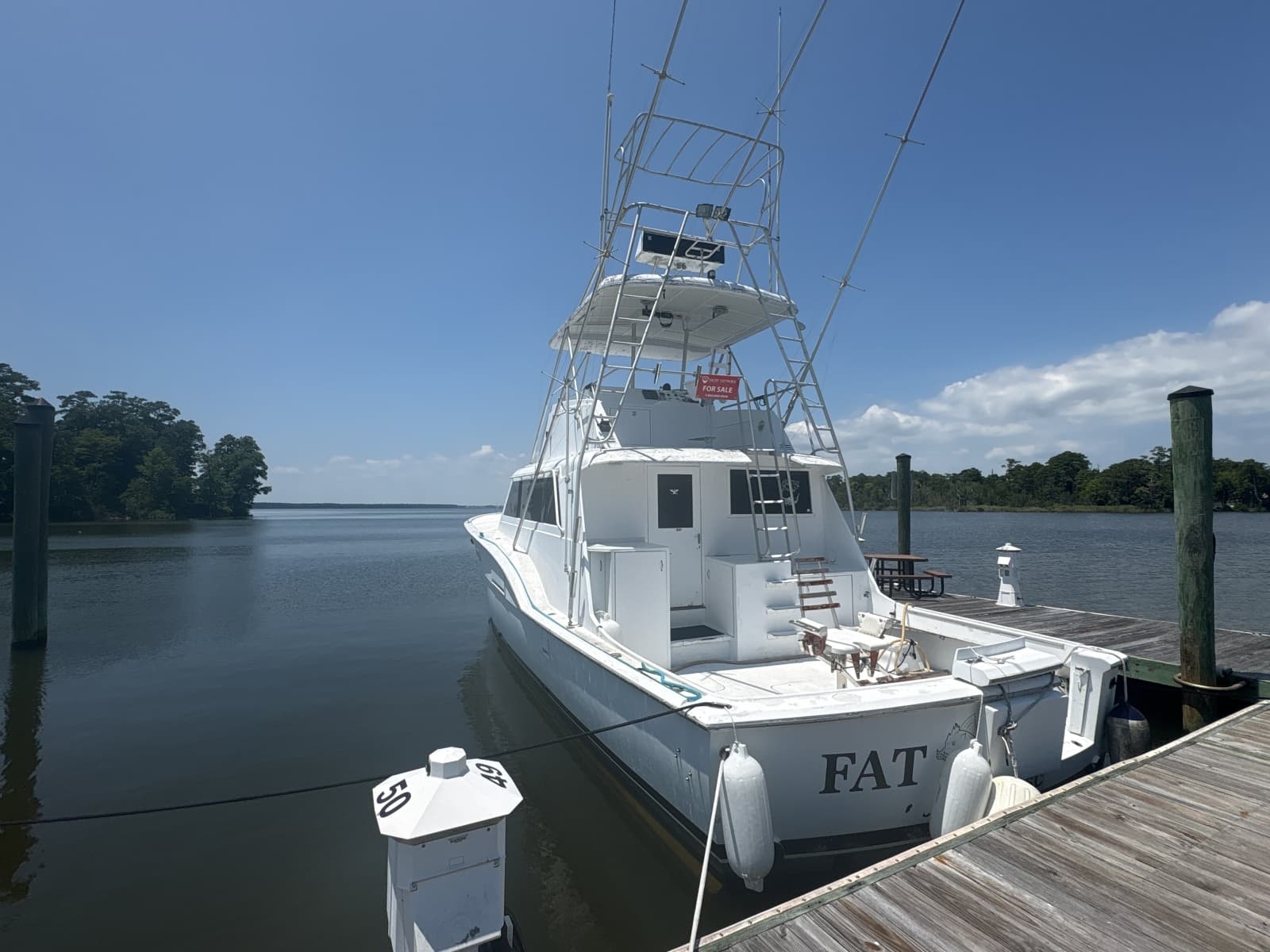 1973 Hatteras 53 Convertible - Photo 2