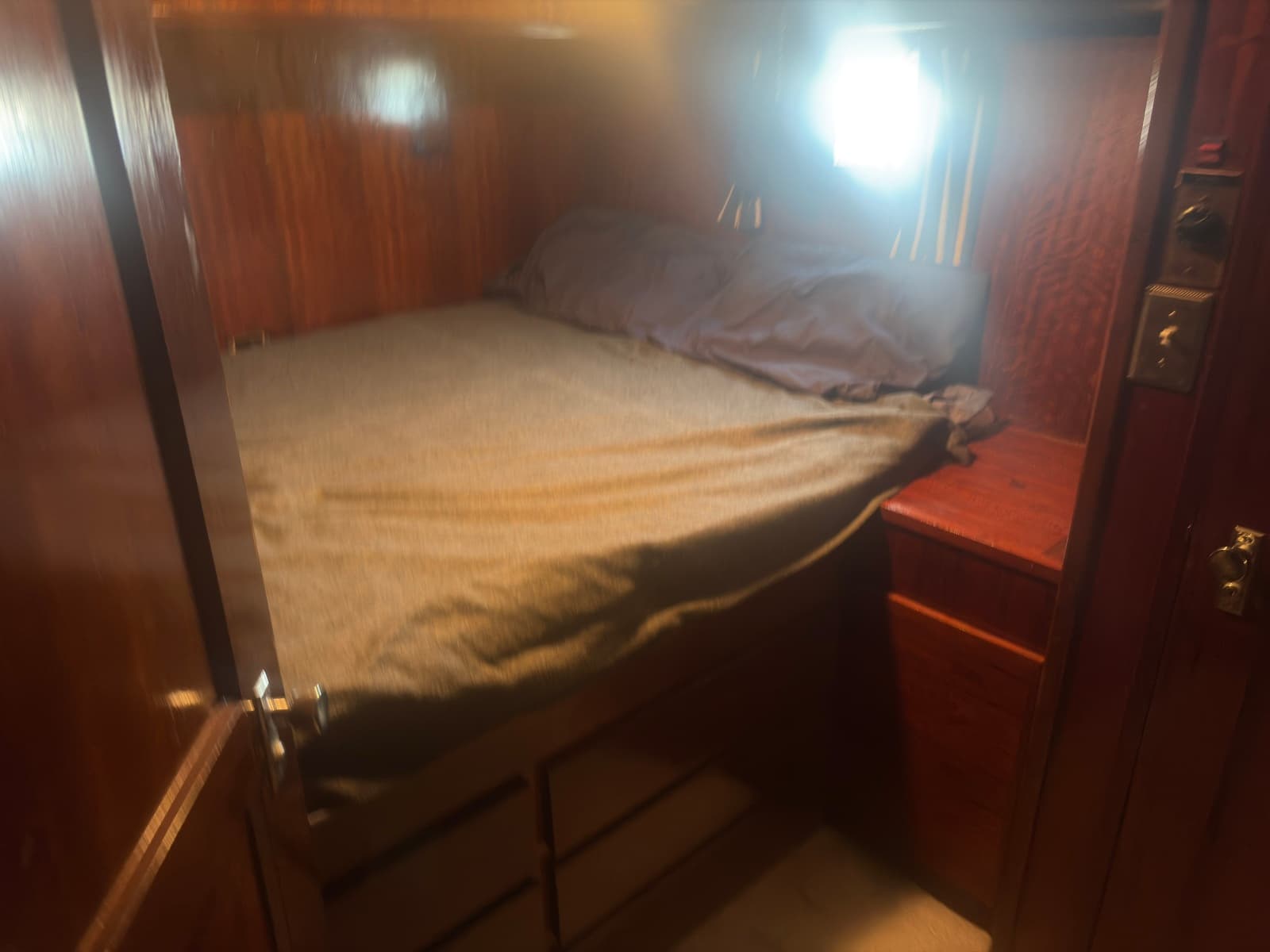 1973 Hatteras 53 Convertible - Photo 48